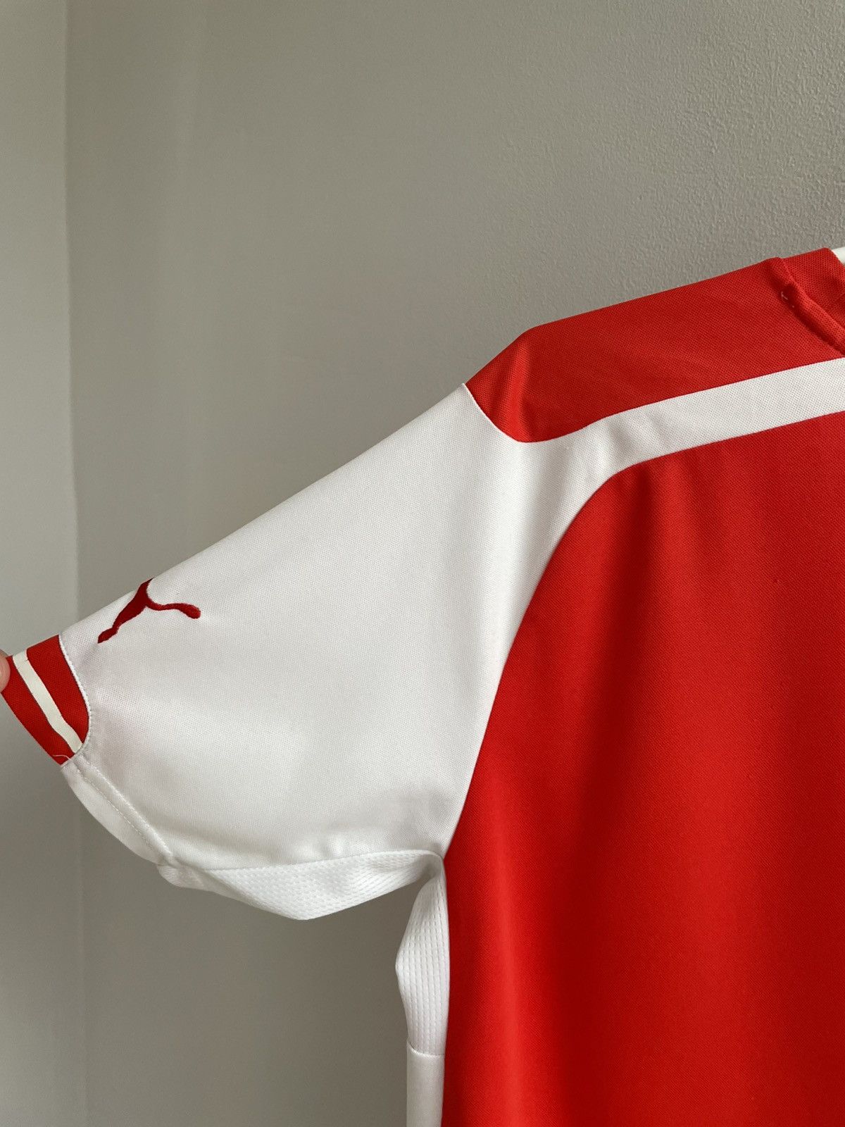 Puma Arsenal 2014 2015 Home Football Shirt Soccer Jersey Puma Size US S / EU 44-46 / 1 - 18 Thumbnail