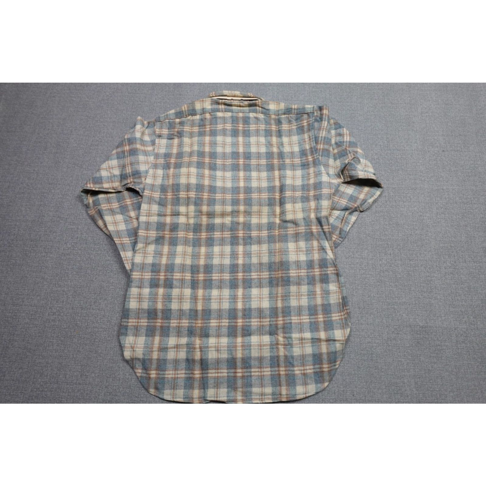 Pendleton VINTAGE Pendleton Shirt Mens M Gray Wool Plaid 80s USA Club Sportsman Button-Up Long Sleeve Collared Flannel Pattern Size US M / EU 48-50 / 2 - 4 Thumbnail