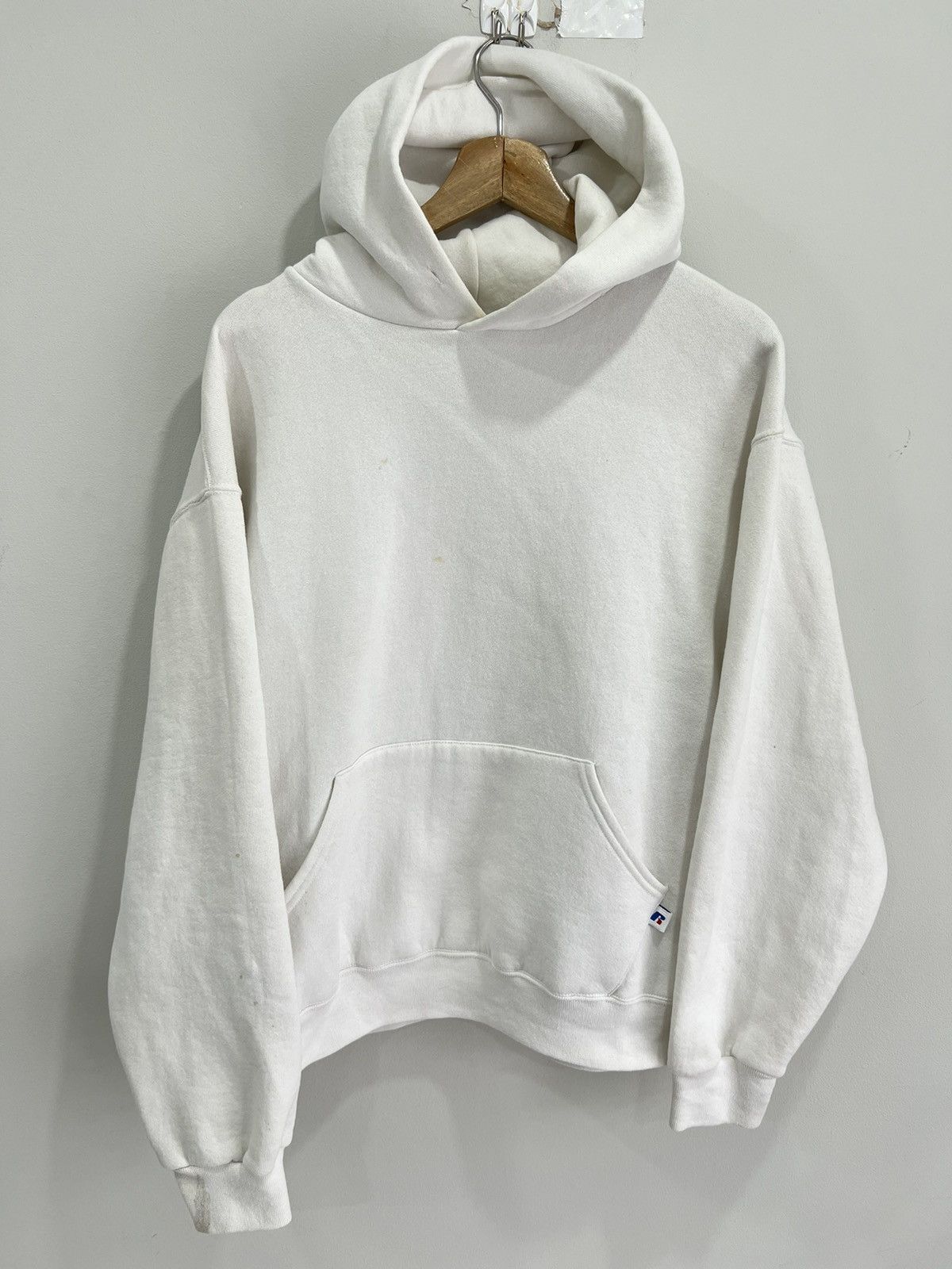 Vintage Vintage Russell Athletic Blank Hoodie Sweater white Size US M / EU 48-50 / 2 - 1 Thumbnail