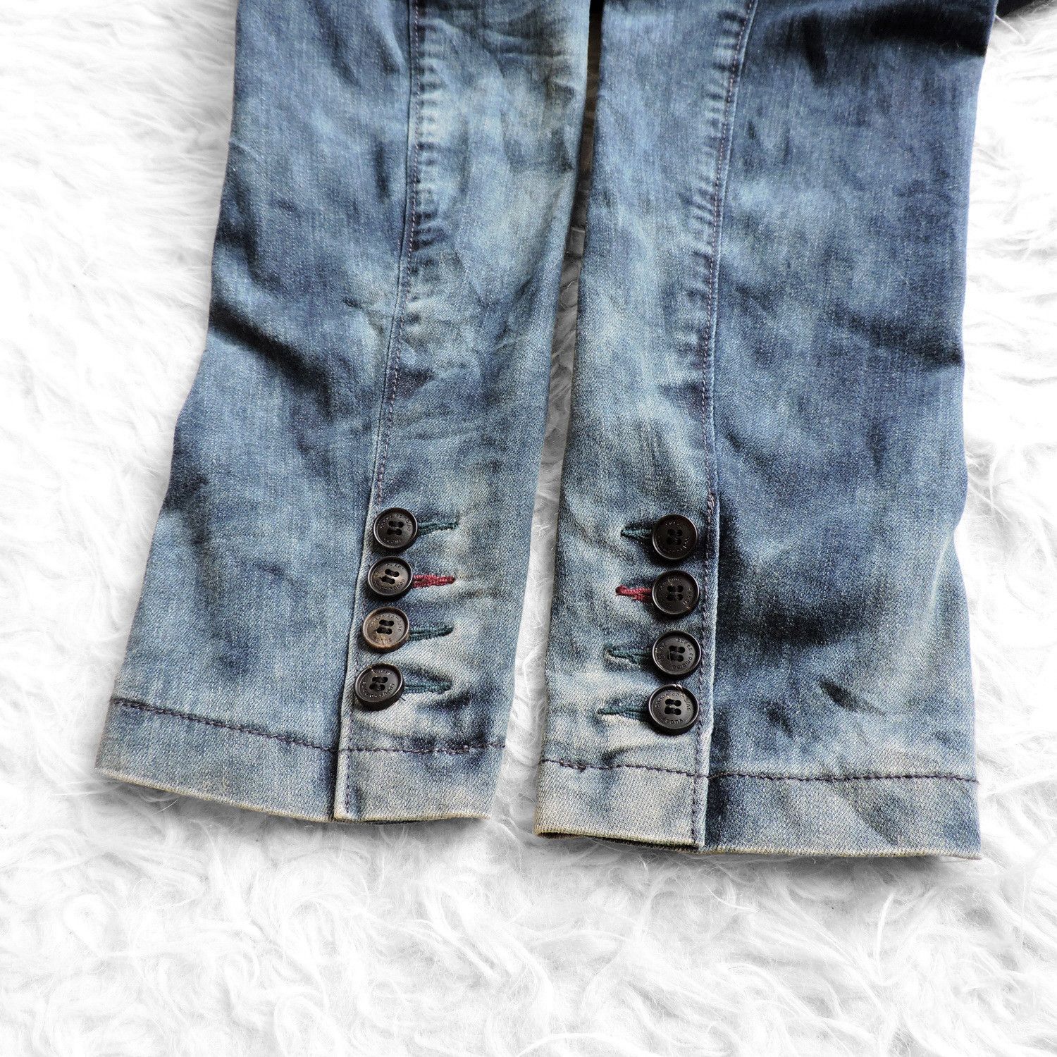 Codes Combine CODES COMBINE JEANS INDIGO WASHED DENIM JACKET Size US M / EU 48-50 / 2 - 14 Thumbnail