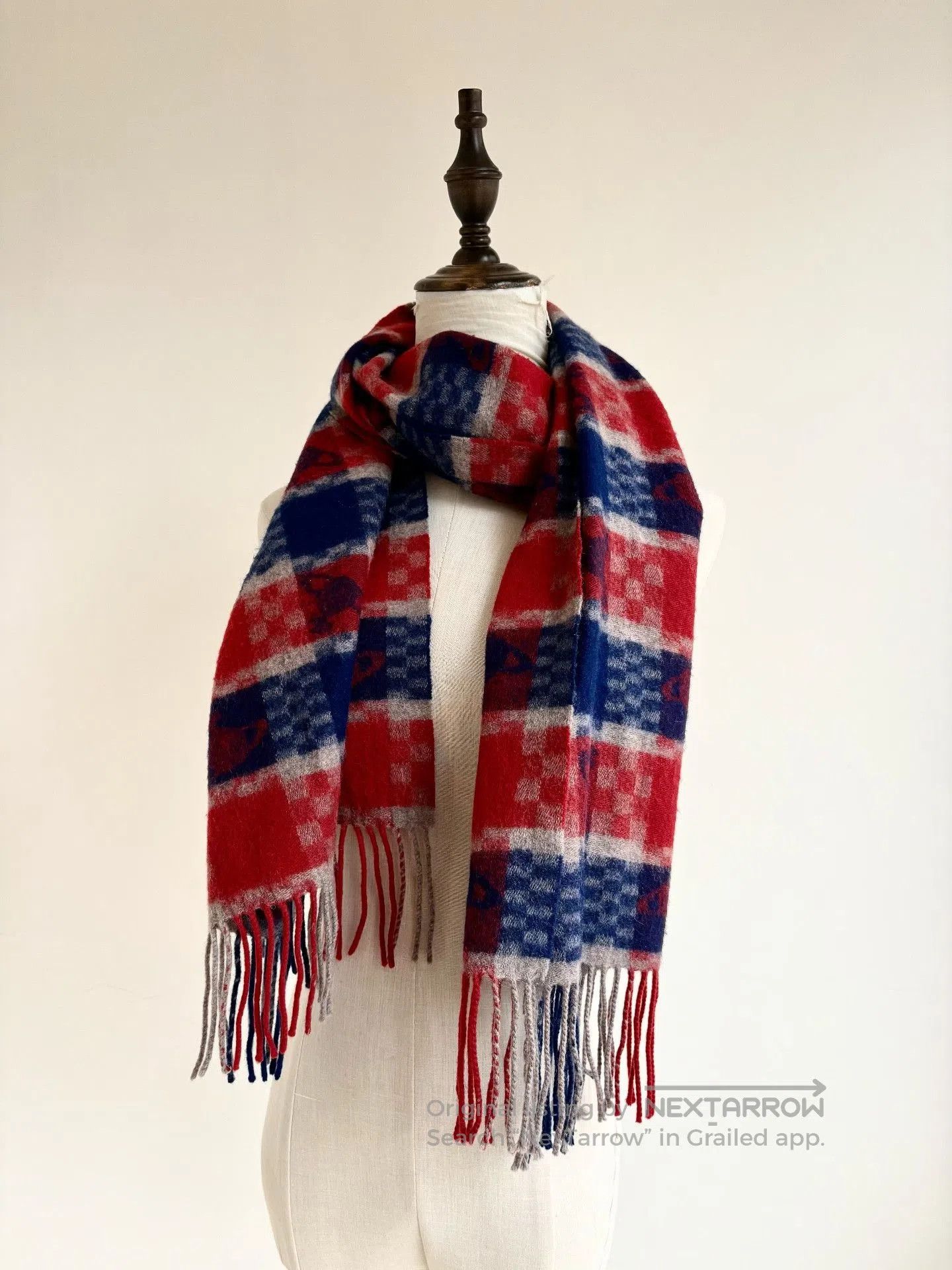 Vivienne Westwood Vivienne Westwood Red Blue Plaid Saturn Scarf. Size ONE SIZE - 2 Thumbnail
