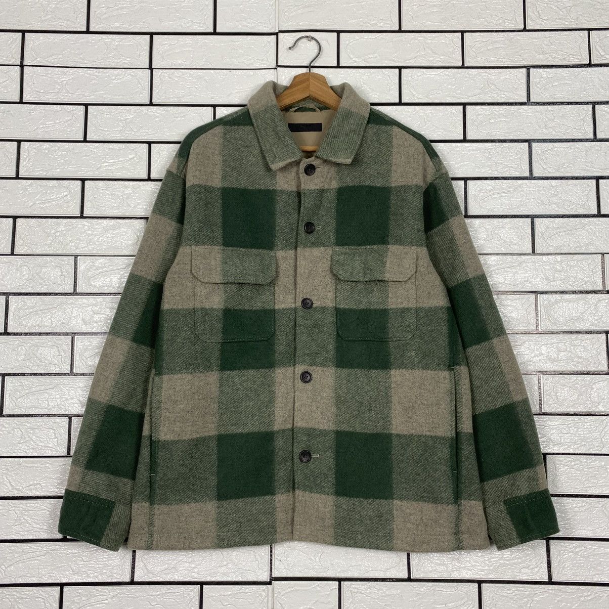 Japanese Brand Vintage Wool Button Jacket Tartan Design Uniqlo Issey Miyake Size US L / EU 52-54 / 3 - 2 Thumbnail