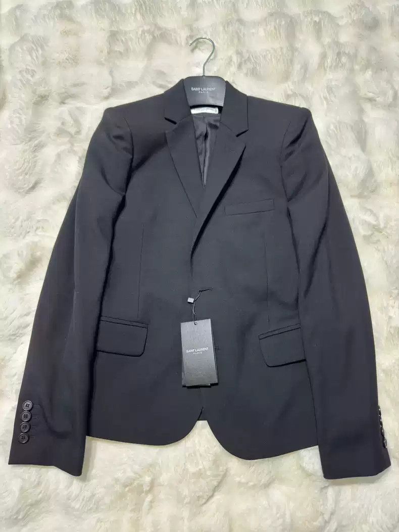 Saint Laurent Paris Saint Laurent brand new ladies' suit Size US M / EU 48-50 / 2 - 1 Thumbnail