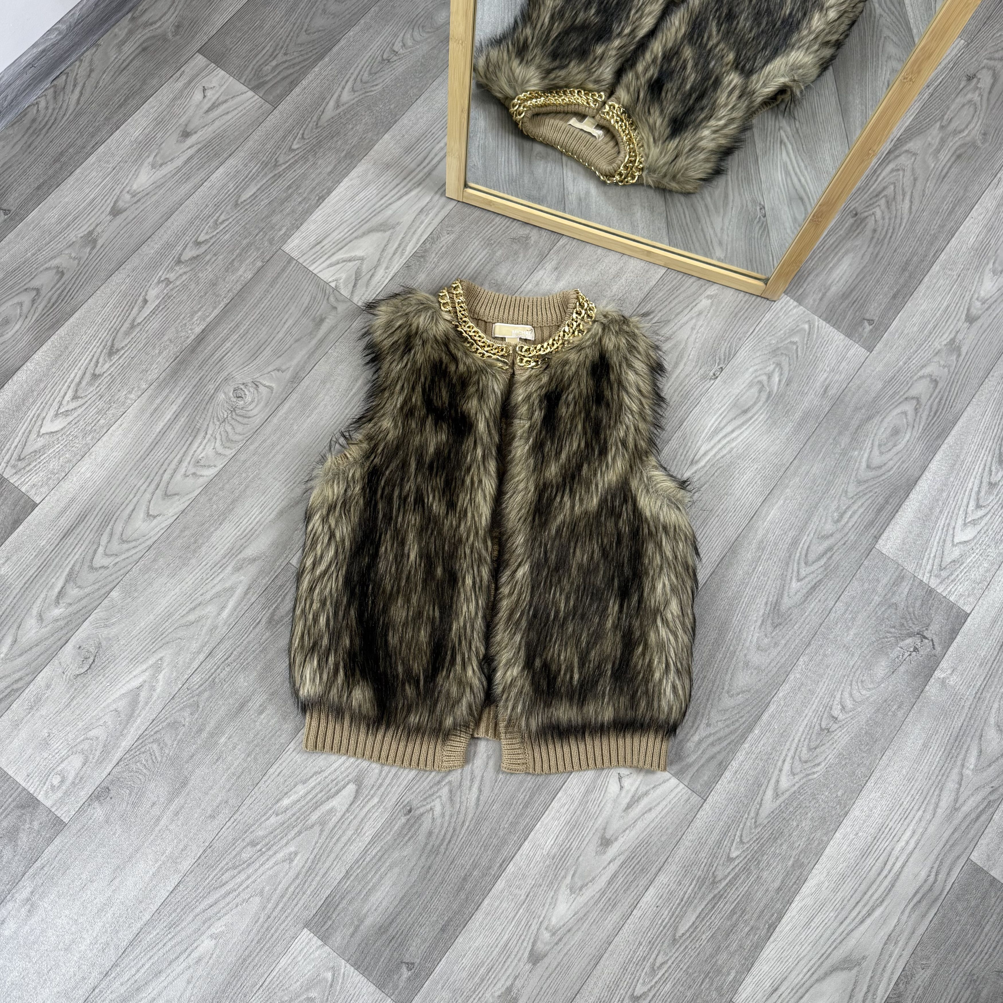 Michael Kors Michael Kors Coyote Faux Fur Vest Jacket Size M / US 6-8 / IT 42-44 - 1 Thumbnail