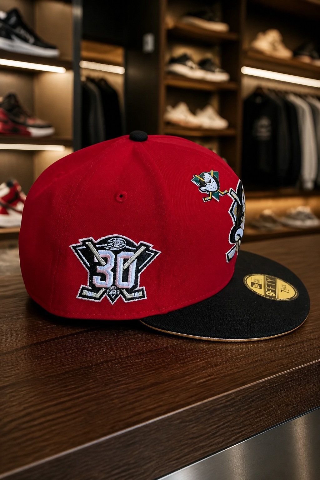 New Era Exclusive Anaheim Ducks NHL Red 9fifty Snapback Size ONE SIZE - 4 Thumbnail