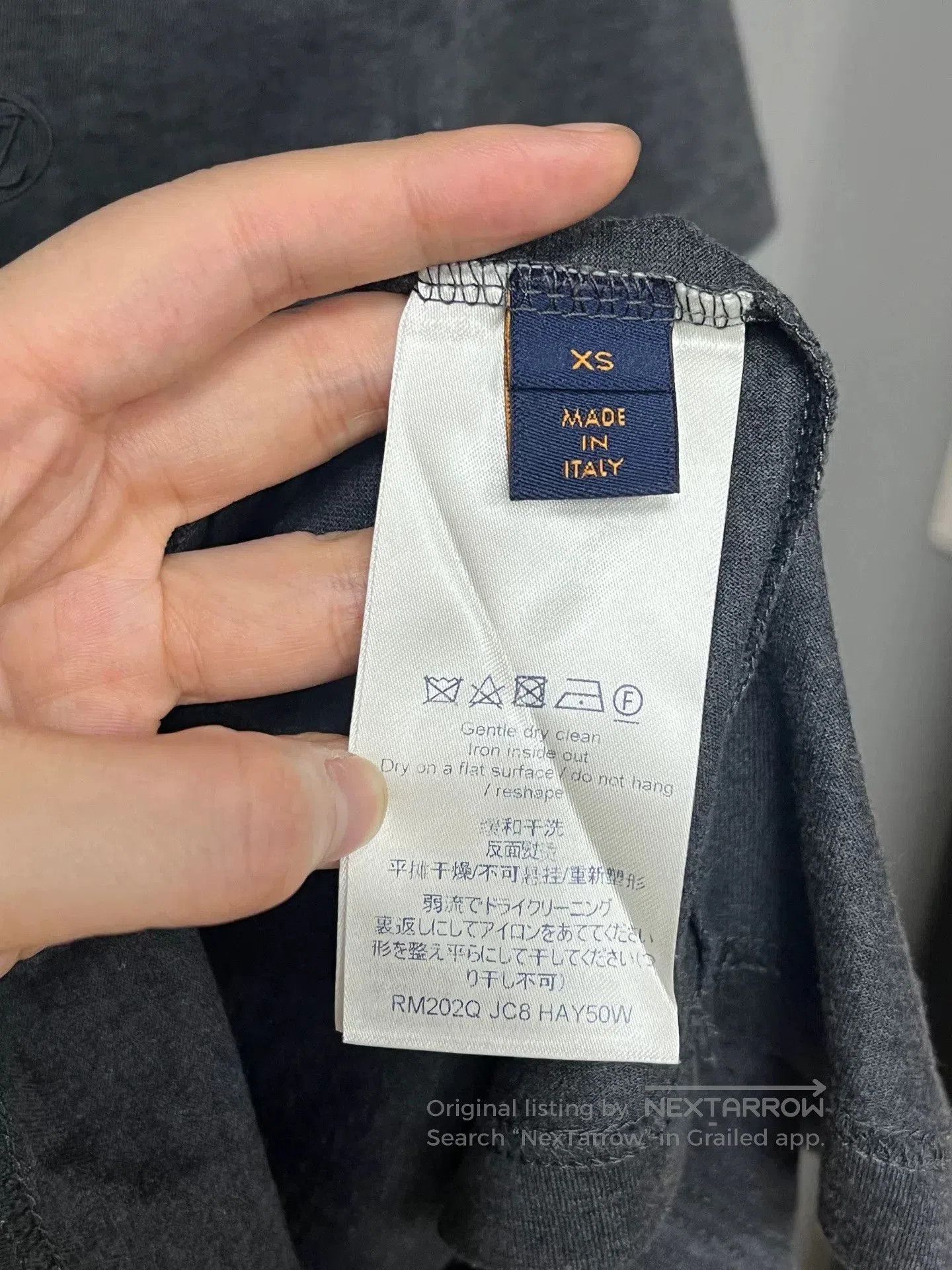 Louis Vuitton LV Gray Logo Short-Sleeve Top. Size XS / US 0-2 / IT 36-38 - 4 Thumbnail