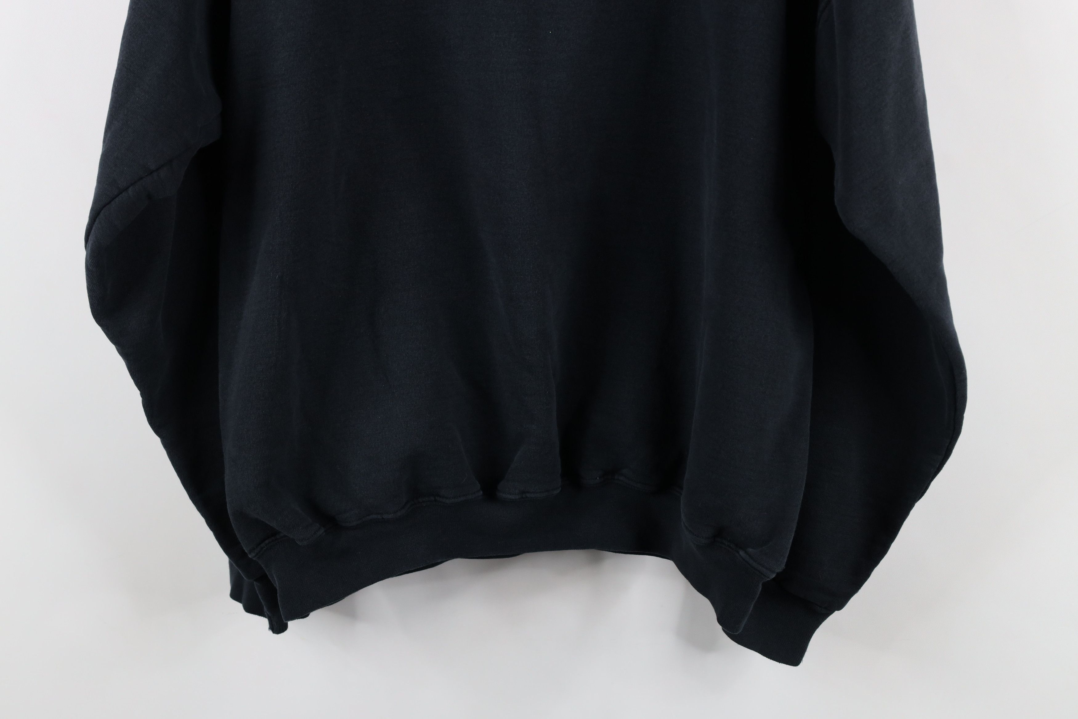 Vintage Vintage 90s Streetwear Vancouver British Columbia Sweatshirt Size US M / EU 48-50 / 2 - 14 Thumbnail