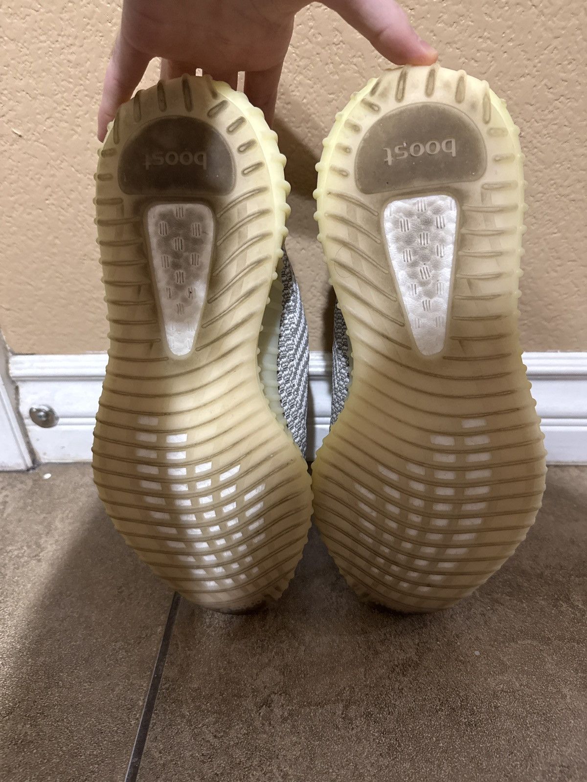 Yeezy Yeezy Boost 350 V2 Static Size US 10 / EU 43 - 6 Thumbnail