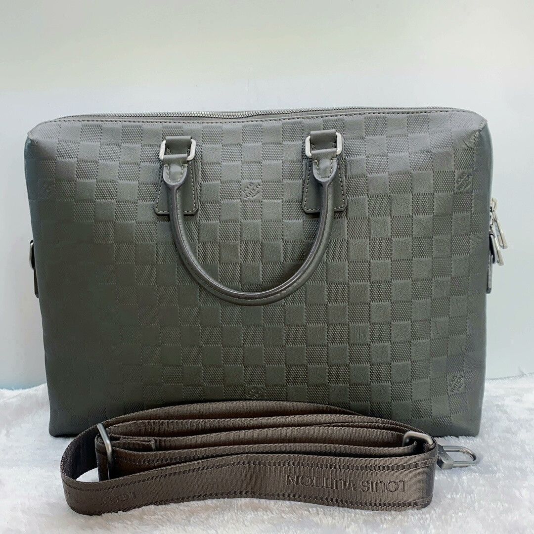 Louis Vuitton Pre-loved Bag Very good condition Size ONE SIZE - 1 Thumbnail