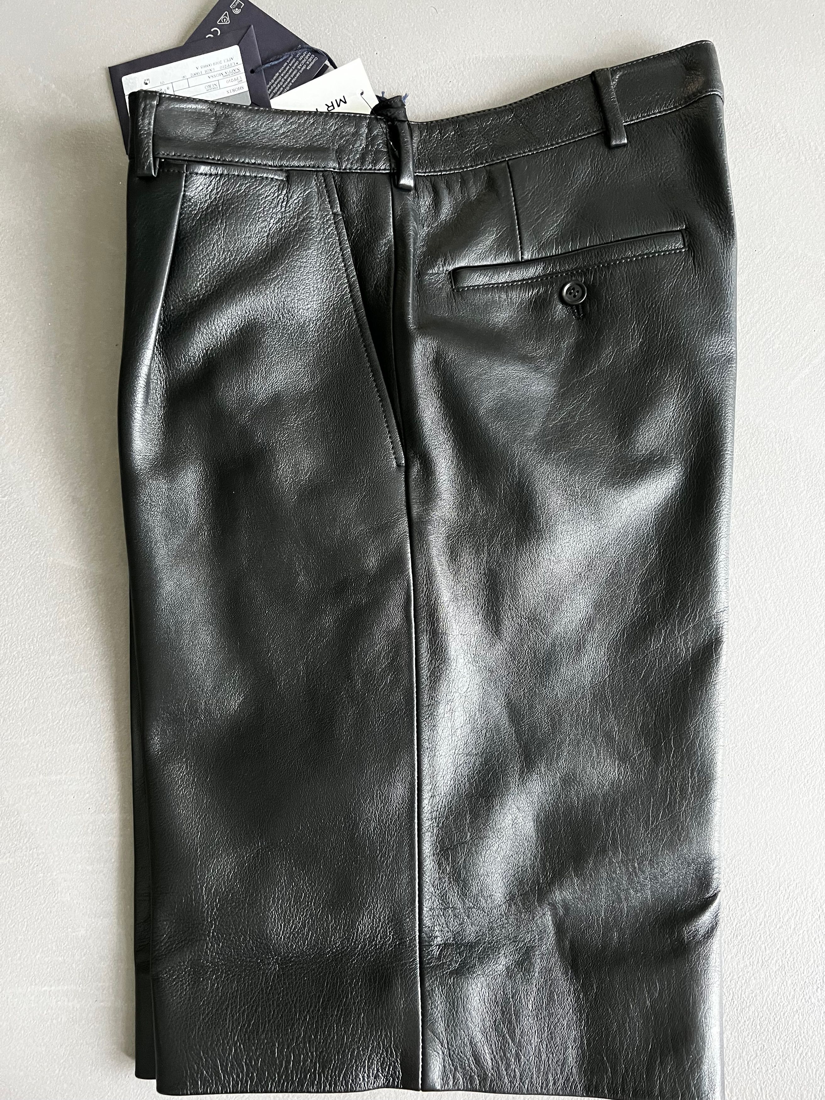 Prada Prada Pleated Nappa Leather Shorts Size US 30 / EU 46 - 8 Thumbnail