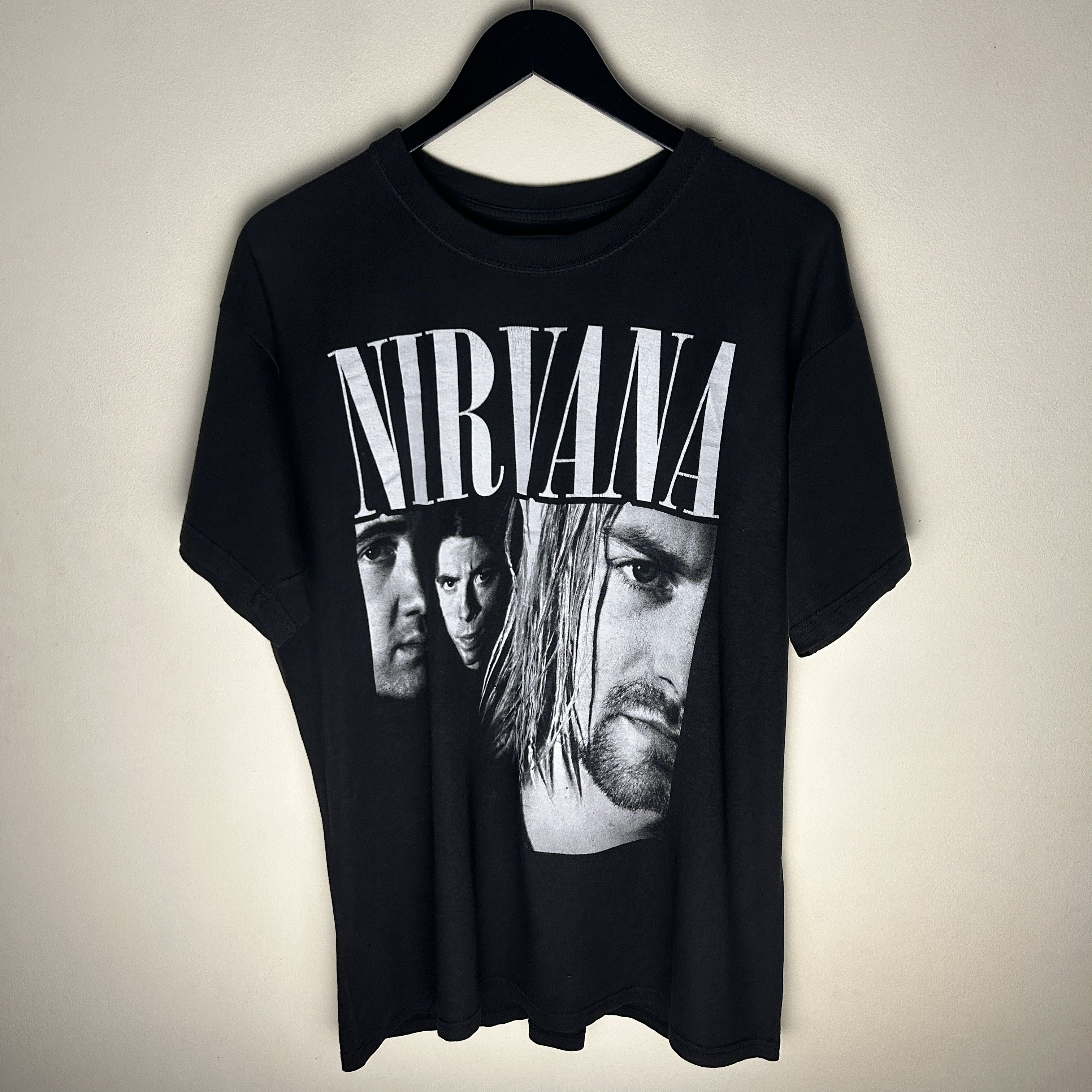 Vintage 90s Nirvana t-shirt | SellMerchandise