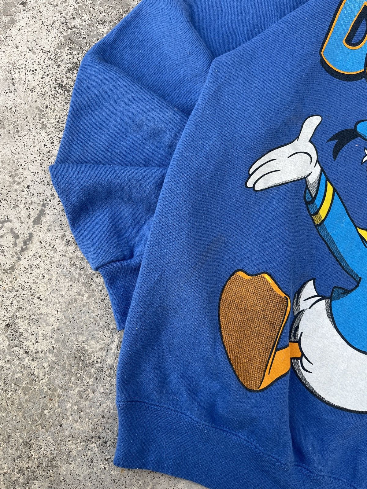 Disney × Vintage Vintage 90s Donald Duck Big Print Sweatshirt Size US M / EU 48-50 / 2 - 6 Thumbnail