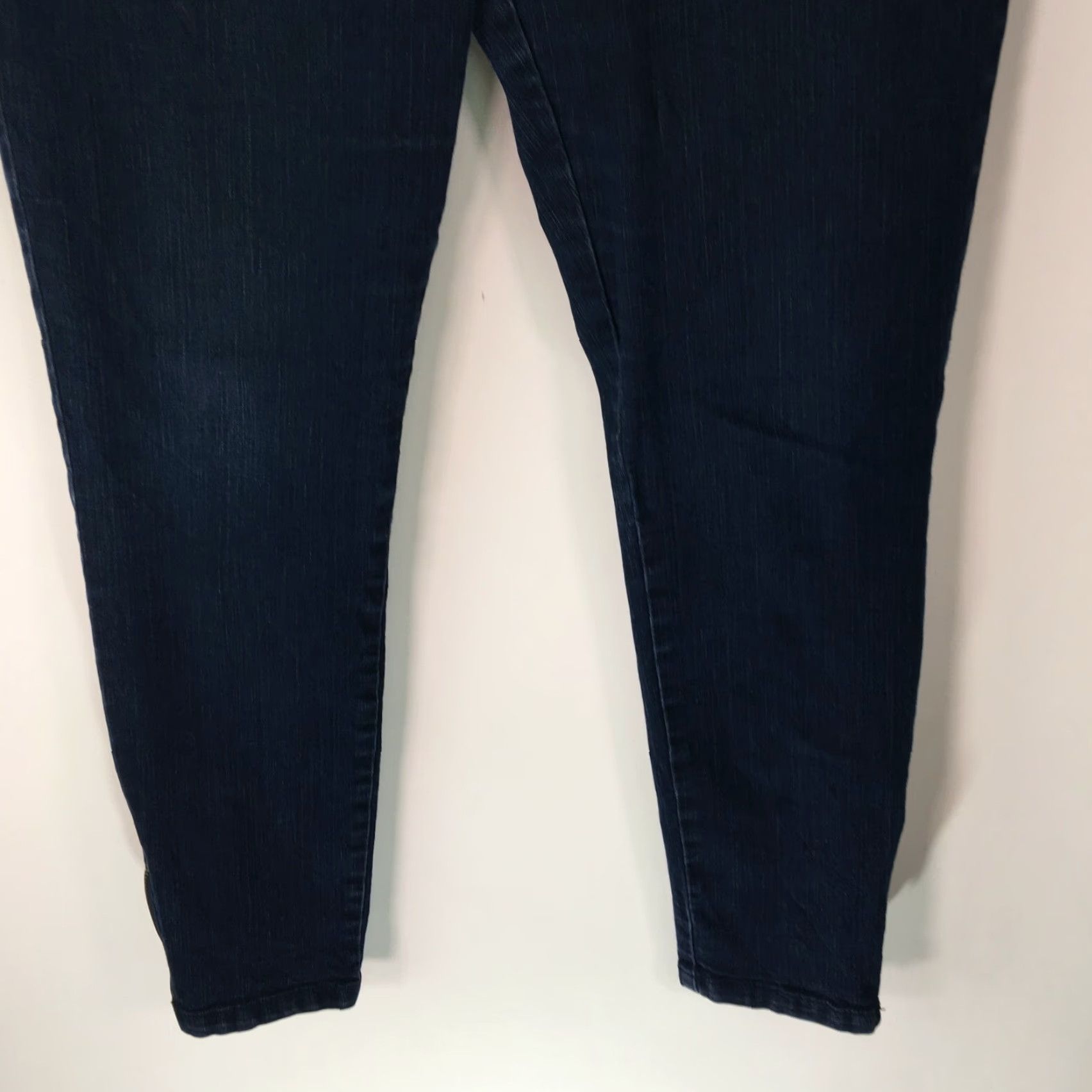CO New York & Co Womens Jeans Legging Low Rise Blue Denim Size 8 Stretch Comfort Regular Size 30" / US 8 / IT 44 - 5 Thumbnail