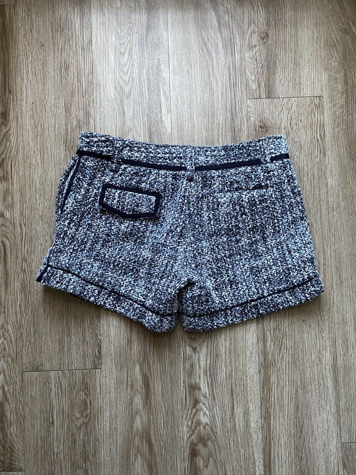 Bcbgmaxazria Y2K BCBG Chanel Style Tweed Shorts Size 31" - 4 Thumbnail