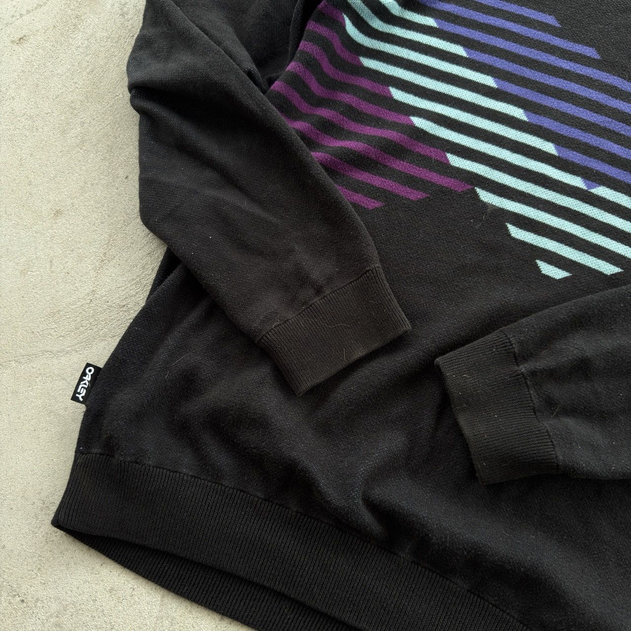 Oakley Oakley Vintage V Neck Sweater Striped Knit Black M Size US M / EU 48-50 / 2 - 4 Thumbnail