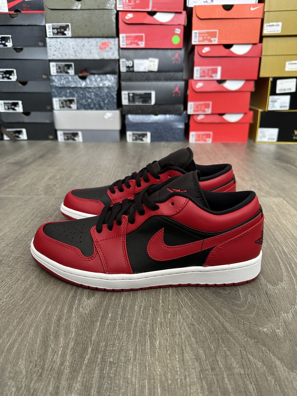 Nike Nike Air Jordan 1 Low “Reverse Bred” 2020 Men’s Size 10 Size US 10 / EU 43 - 4 Thumbnail