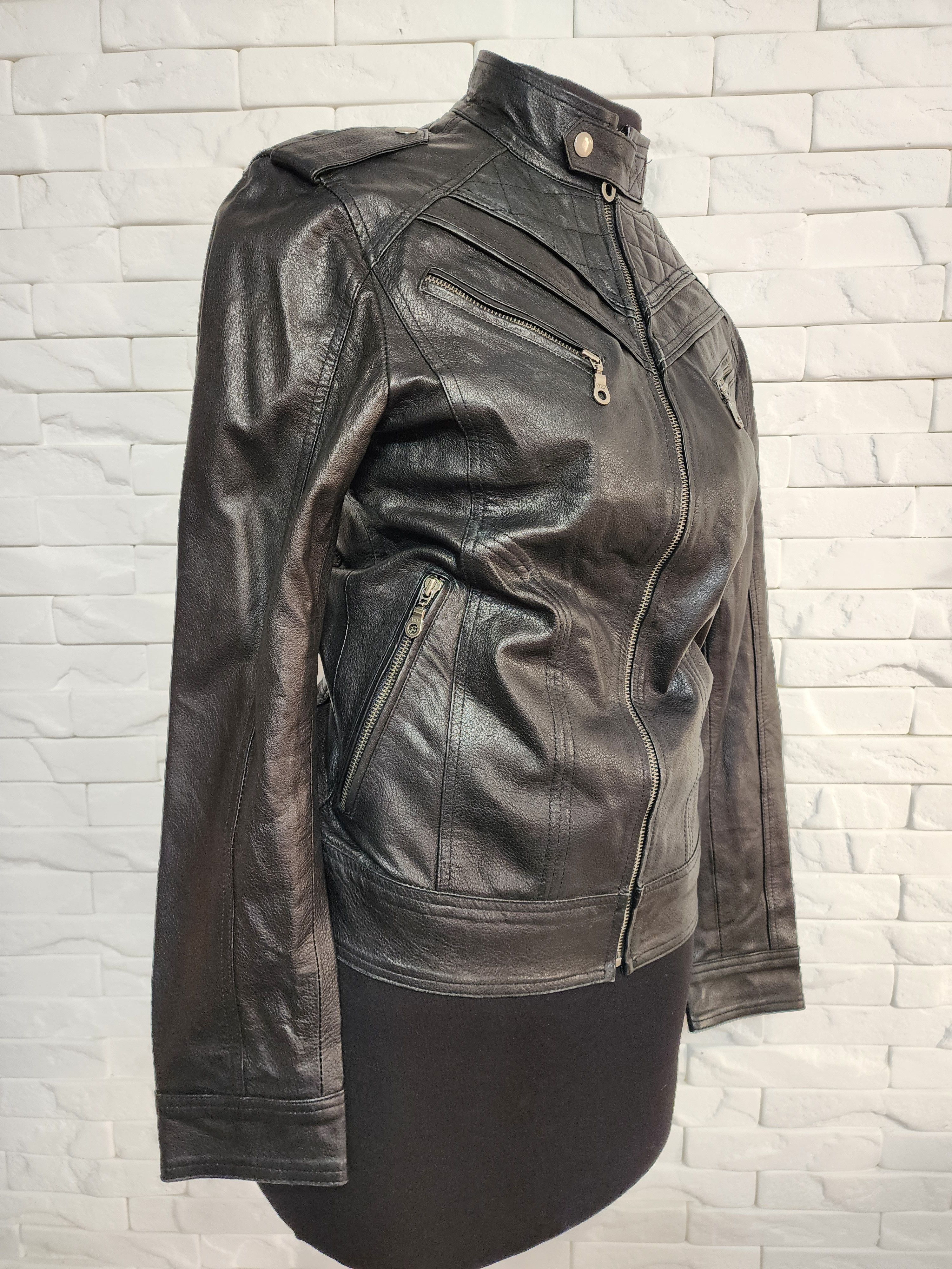 Other Black Leather Women's Jacket: Zippered Sport Style. Size XS / US 0-2 / IT 36-38 - 2 Thumbnail