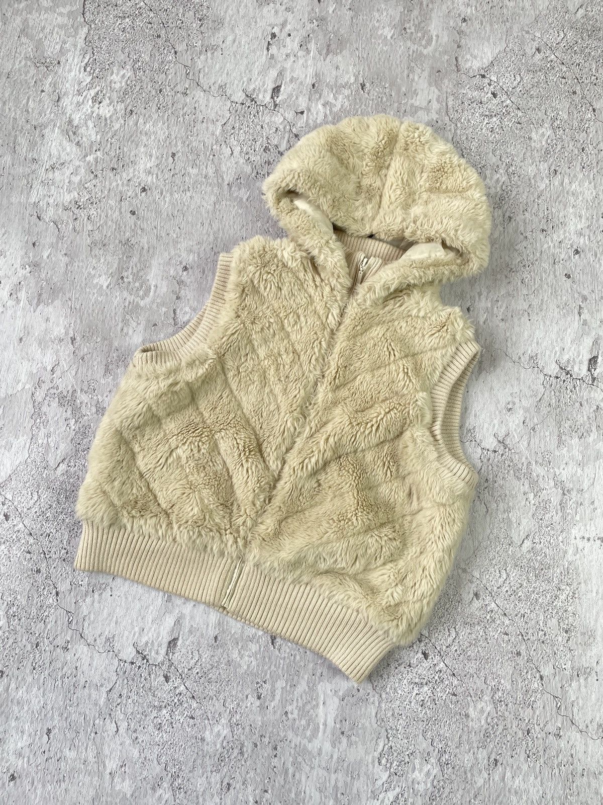 image of Archival Clothing x If Six Was Nine Vintage Fur Hooded Vest Ifsixwasnine Lgb Style in Beige, Women'
