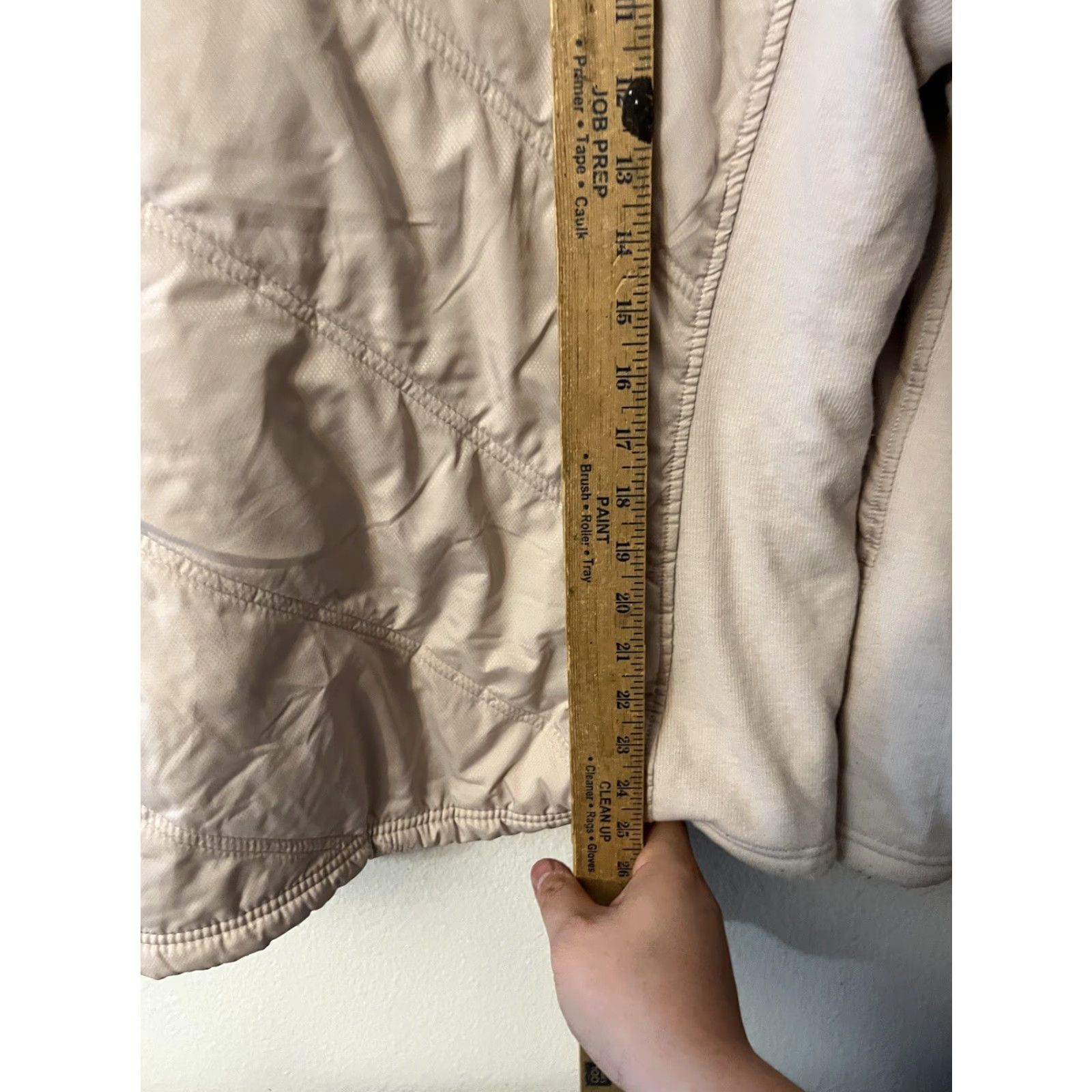 Avalanche AVALANCHE Coat Women Medium Beige Sherpa Fleece Lined Quilted Athletic Winter Size M / US 6-8 / IT 42-44 - 4 Thumbnail