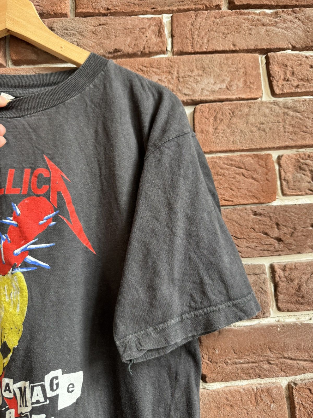 Band Tees Metallica Damage Inc Pushead Metal Band 90s Vintage T-Shirt Size US M / EU 48-50 / 2 - 4 Thumbnail