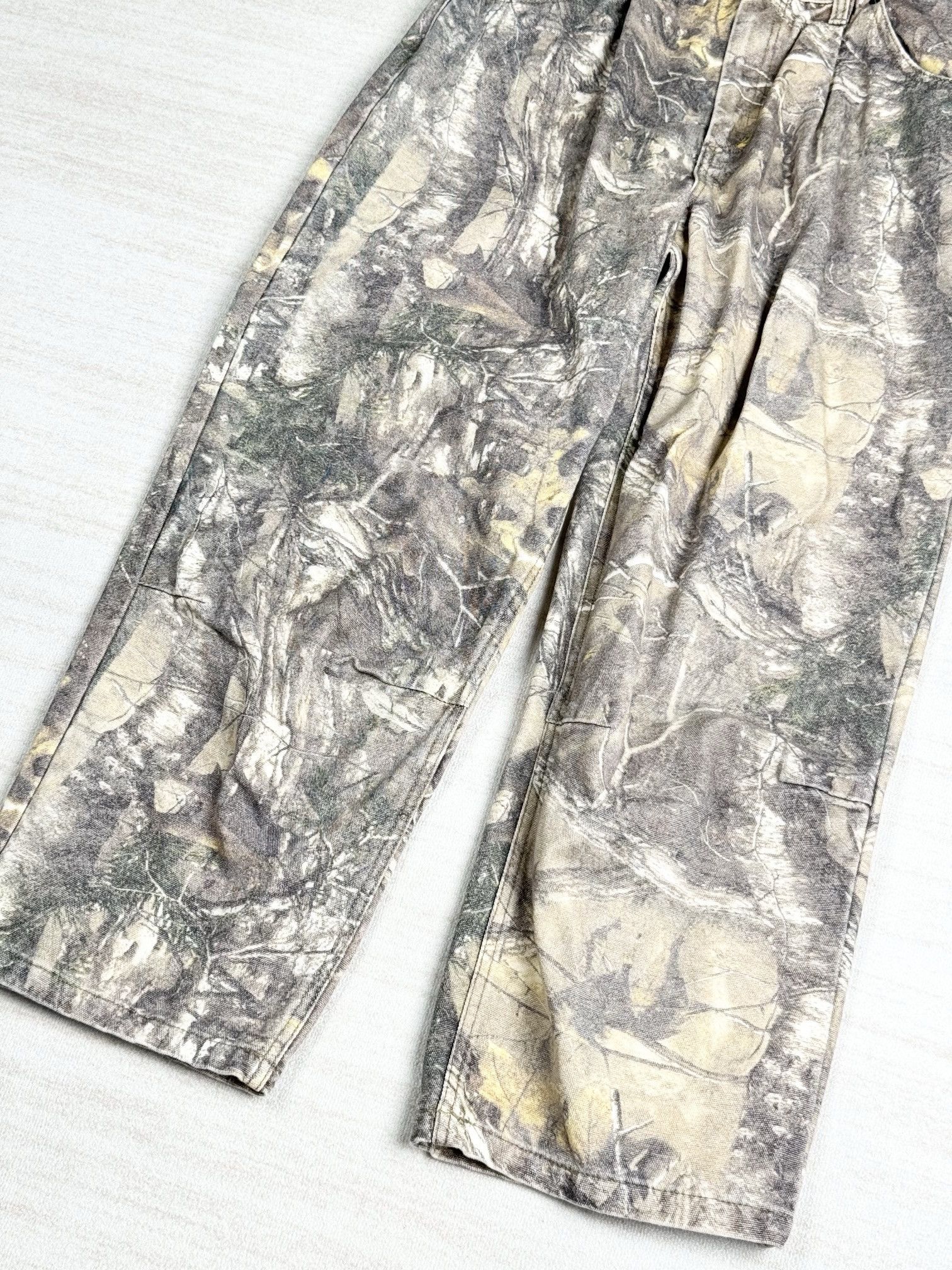 Japanese Brand 9090 tree camo baggy jean Size US 31 - 13 Thumbnail