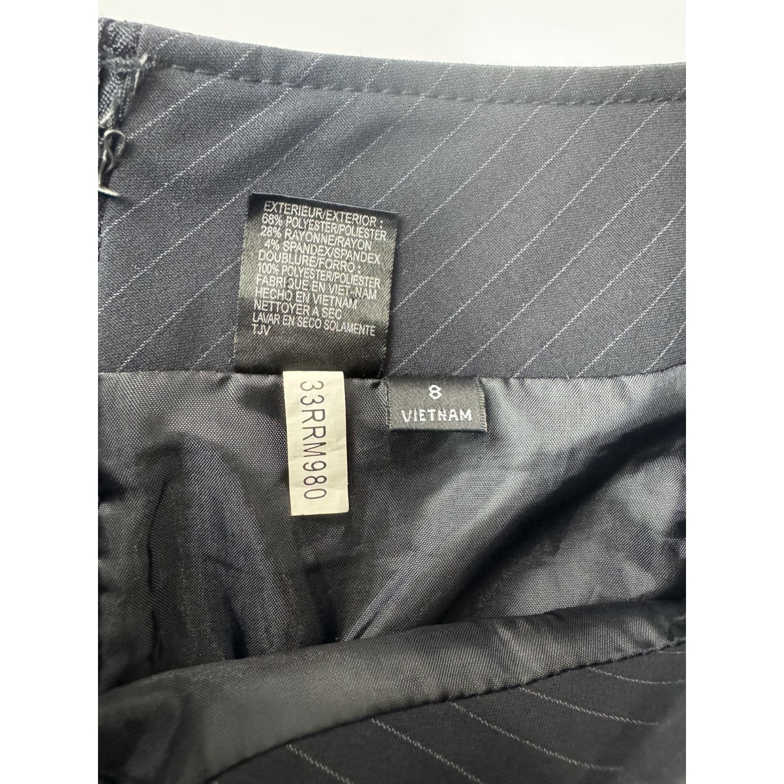 Banana Republic Tahari Arthur S. Levine Skirt Pinstripe Academia Gray 8 Size 30" / US 8 / IT 44 - 6 Thumbnail