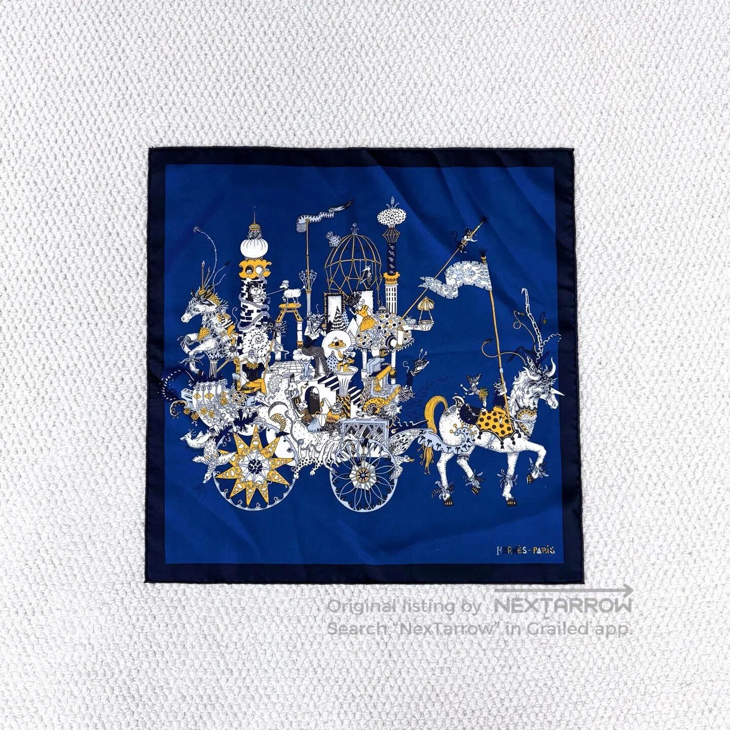 Hermes Hermes Carriage Pumpkin Line Drawing Pattern Silk and Mulb Size ONE SIZE - 1 Thumbnail