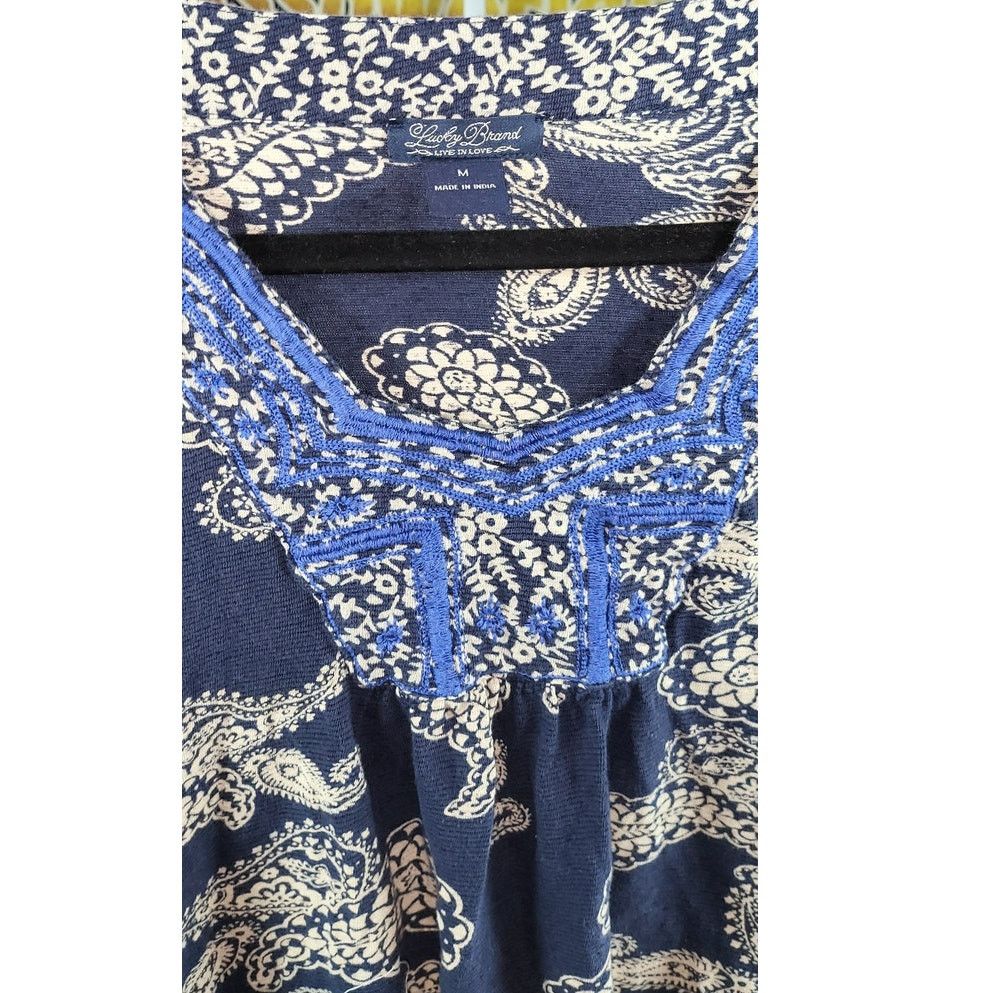 Lucky Brand Lucky Brand Top Navy Ivory Paisley Embroidered Blouse Size M Size M / US 6-8 / IT 42-44 - 4 Thumbnail