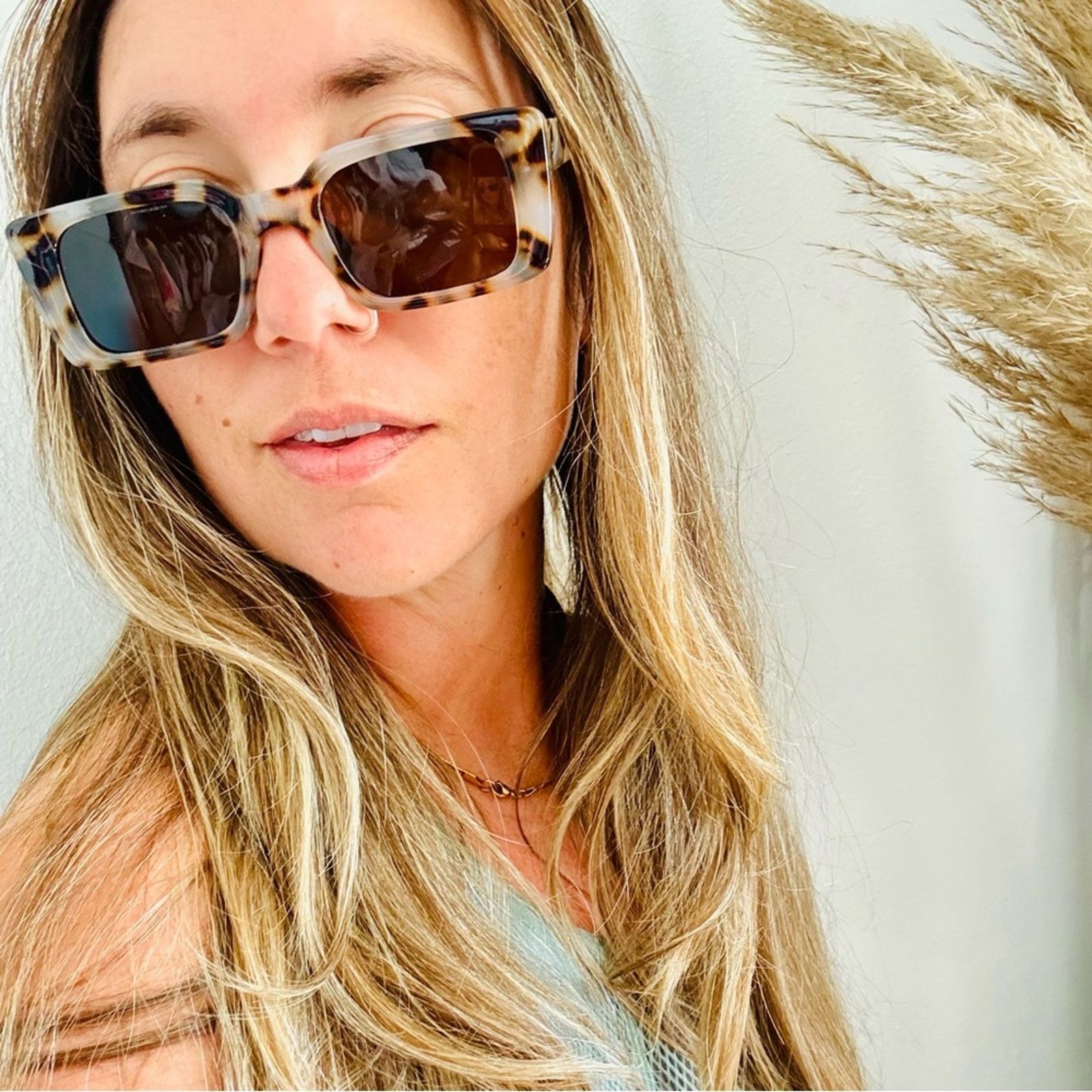 NEW NORDSTROM Cream Tan Brown $98 Tortoiseshell Sunglasses display picture 2