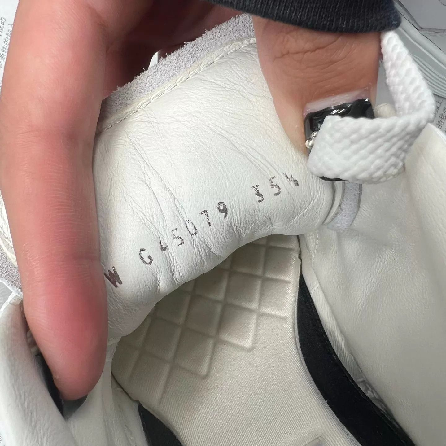 Chanel Women's CHANEL 23A White Sneaker 35.5 99 New (Original Box) Size US 5 / IT 35 - 8 Thumbnail