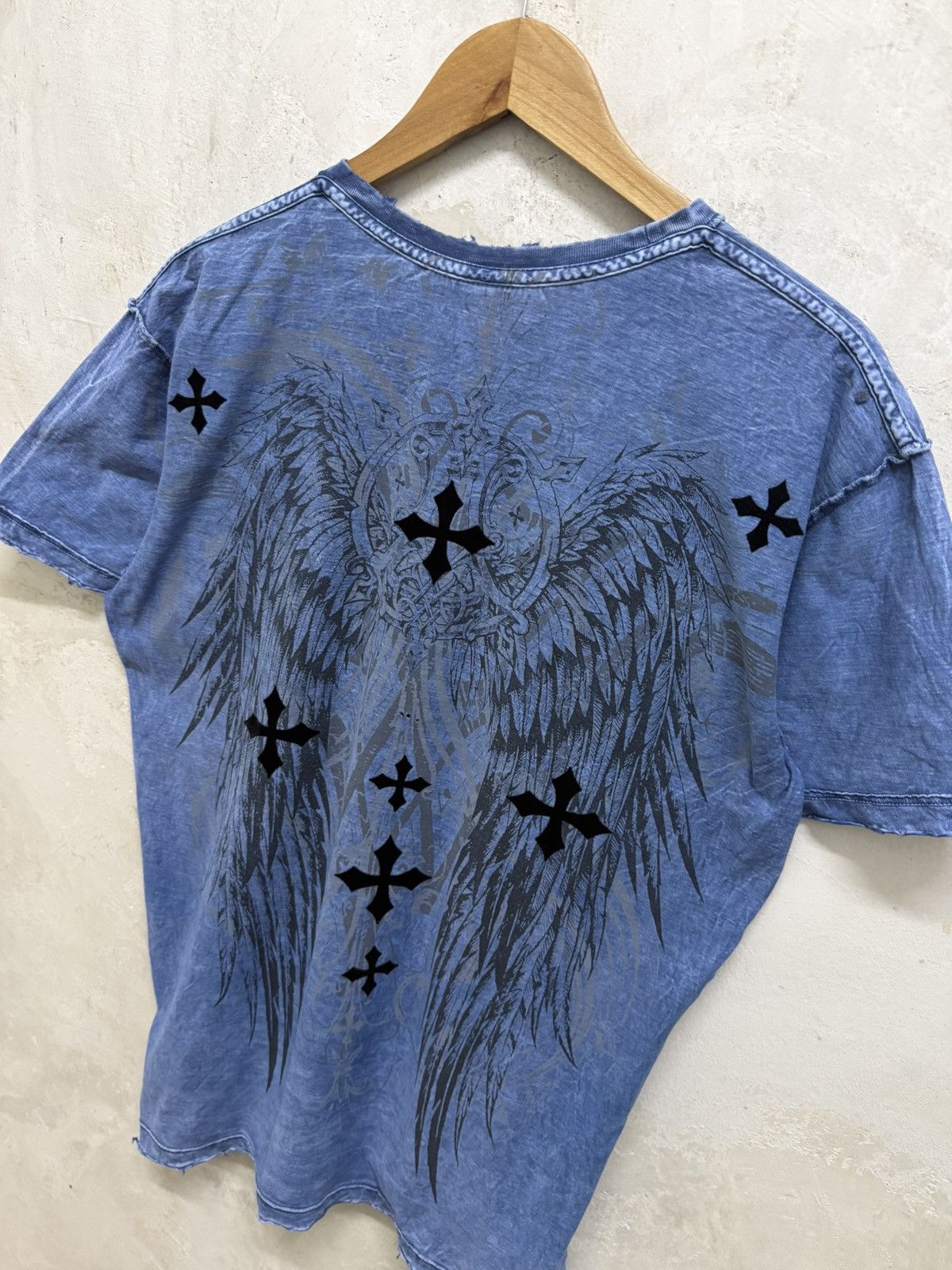 Affliction 2000s Affliction Angel Wings Cross Reversible y2k Tees Size US L / EU 52-54 / 3 - 9 Thumbnail
