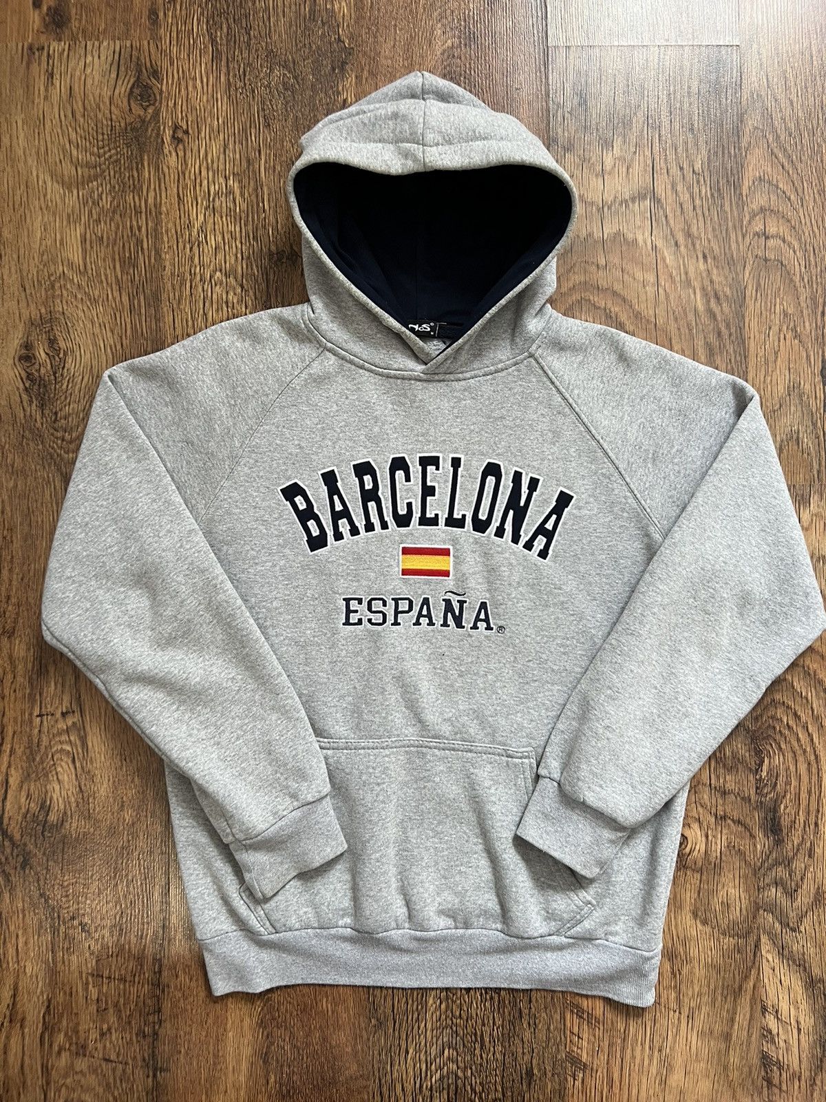 Vintage Barcelona hoodie vintage sweatshirt retro 90s y2k grey Size US M / EU 48-50 / 2 - 3 Thumbnail