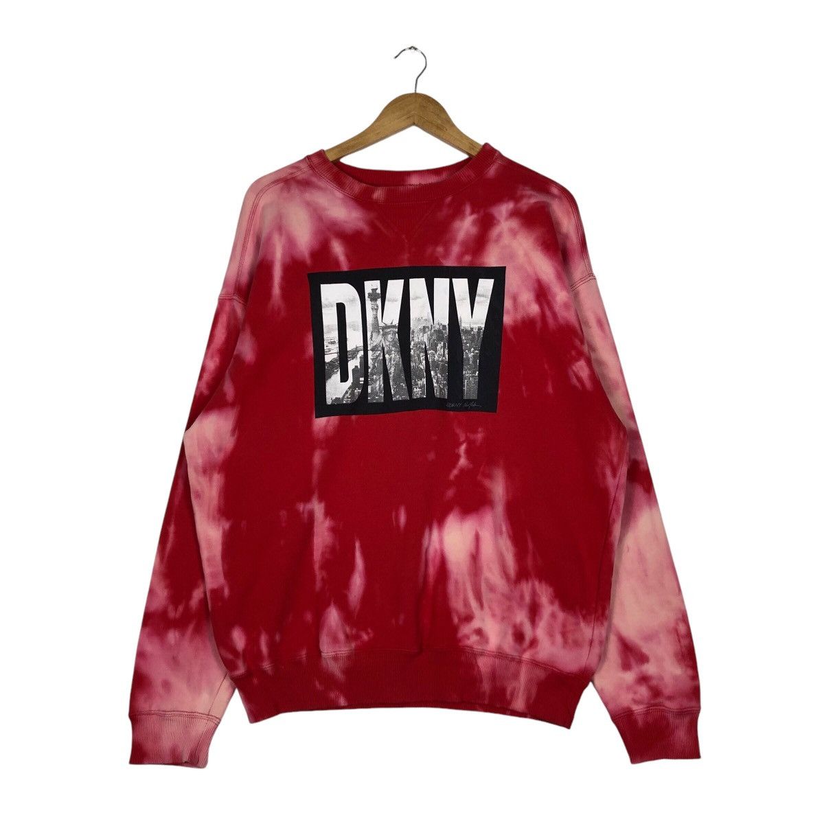 DKNY × Vintage Vintage Large DKNY Tye Dye Sweatshirt Large Size US L / EU 52-54 / 3 - 1 Thumbnail