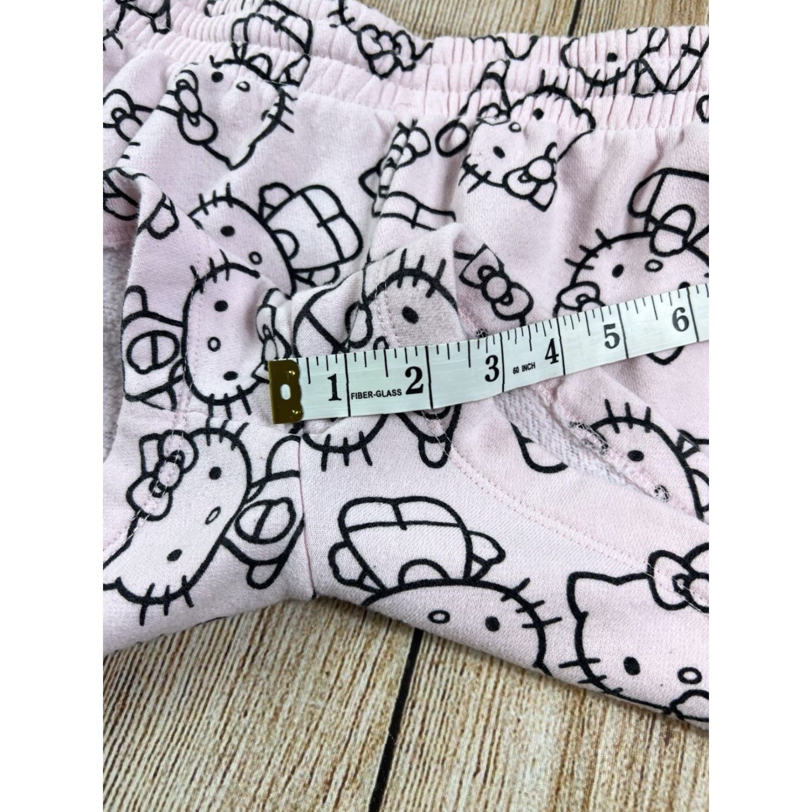 Vintage Sanrio Hello Kitty Pink Shorts Sweat Shorts Women's Small Cotton Polyester Drawstring Elastic Waist Activewear Casual Travel Size 28" / US 6 / IT 42 - 3 Thumbnail