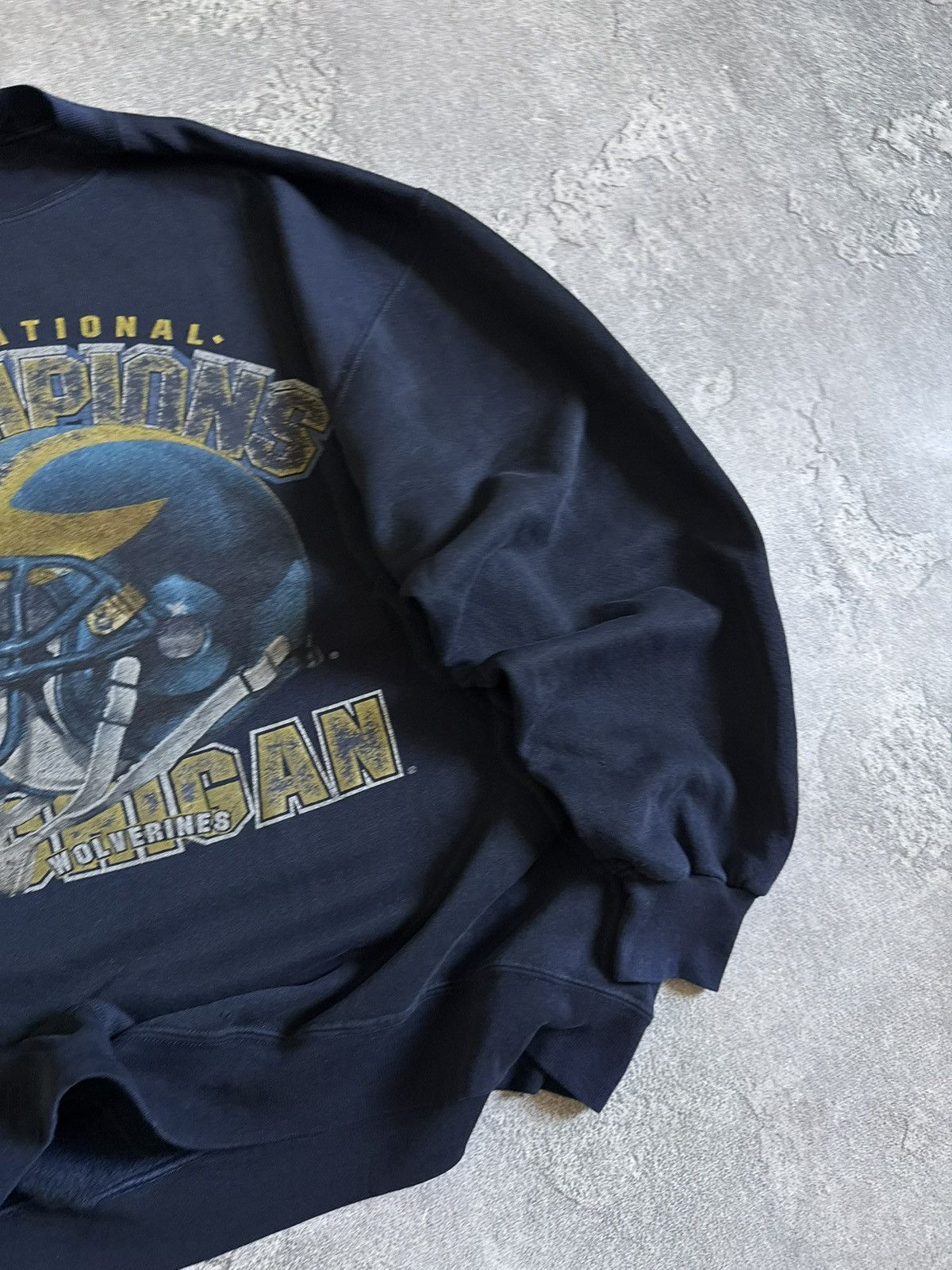 Vintage 90s Retro Champions Michigan 1987 national sweatshirts vntg Size US L / EU 52-54 / 3 - 4 Thumbnail