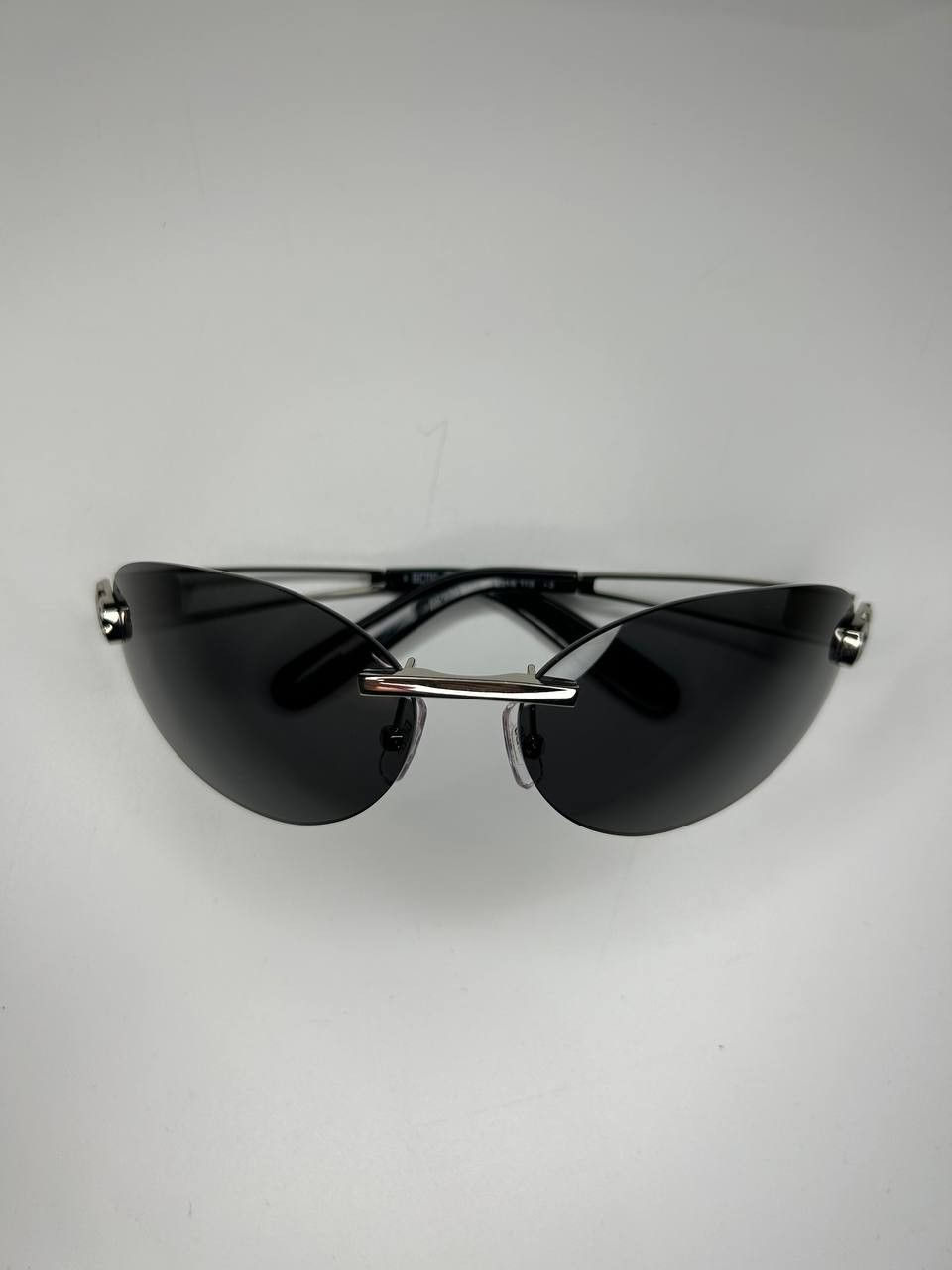 GCDS GCDS Black Oval Sunglasses (1412) Size ONE SIZE - 1 Thumbnail