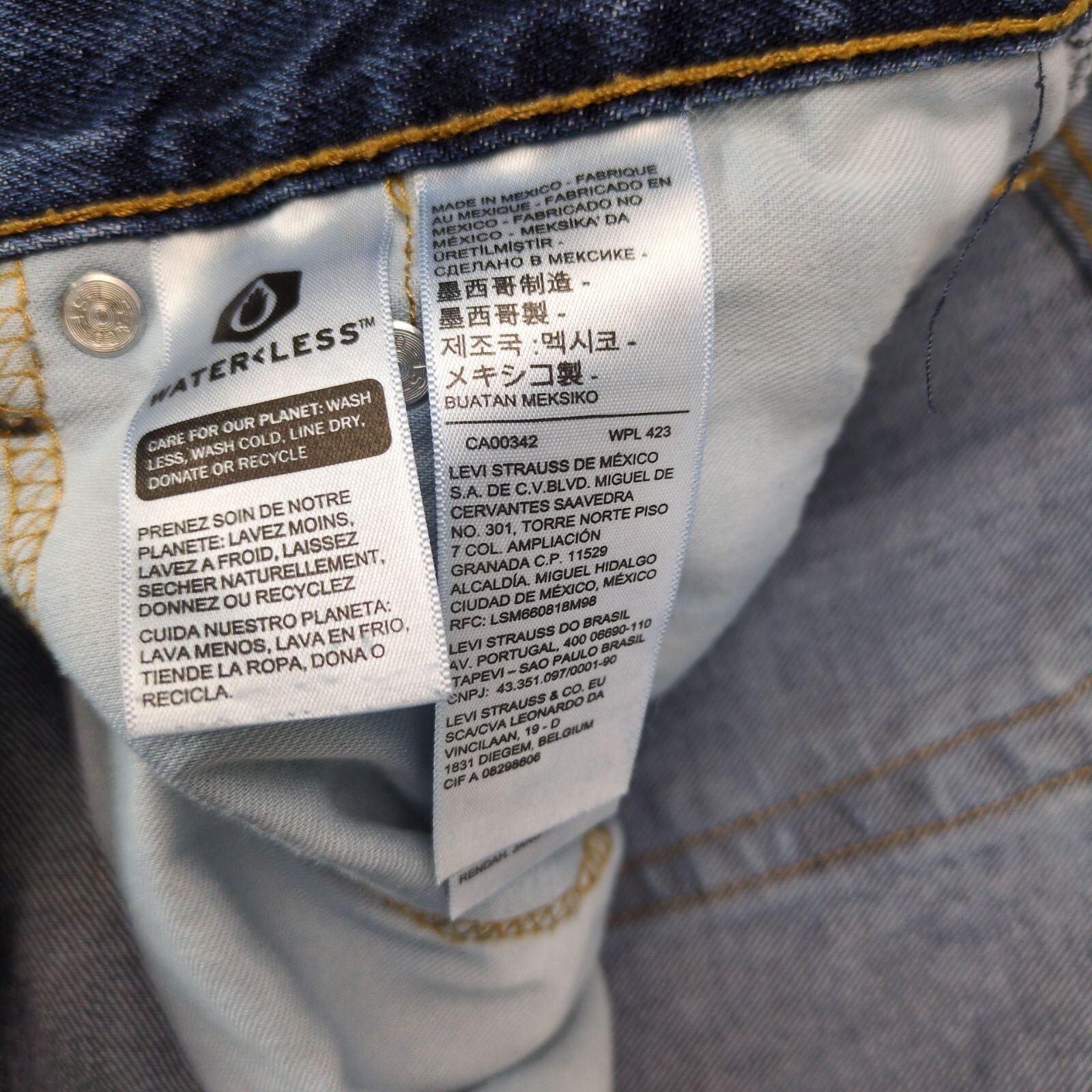Levi's Levi's 550 Jeans Men's 44x32 Medium Wash Wide Straight Leg Size US 44 / EU 60 - 4 Thumbnail