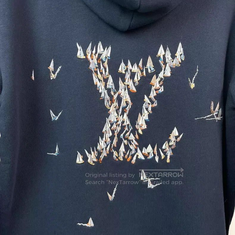 Louis Vuitton Louis Vuitton FW25 sailboat logo embroidered hooded sweats Size US XS / EU 42 / 0 - 9 Thumbnail