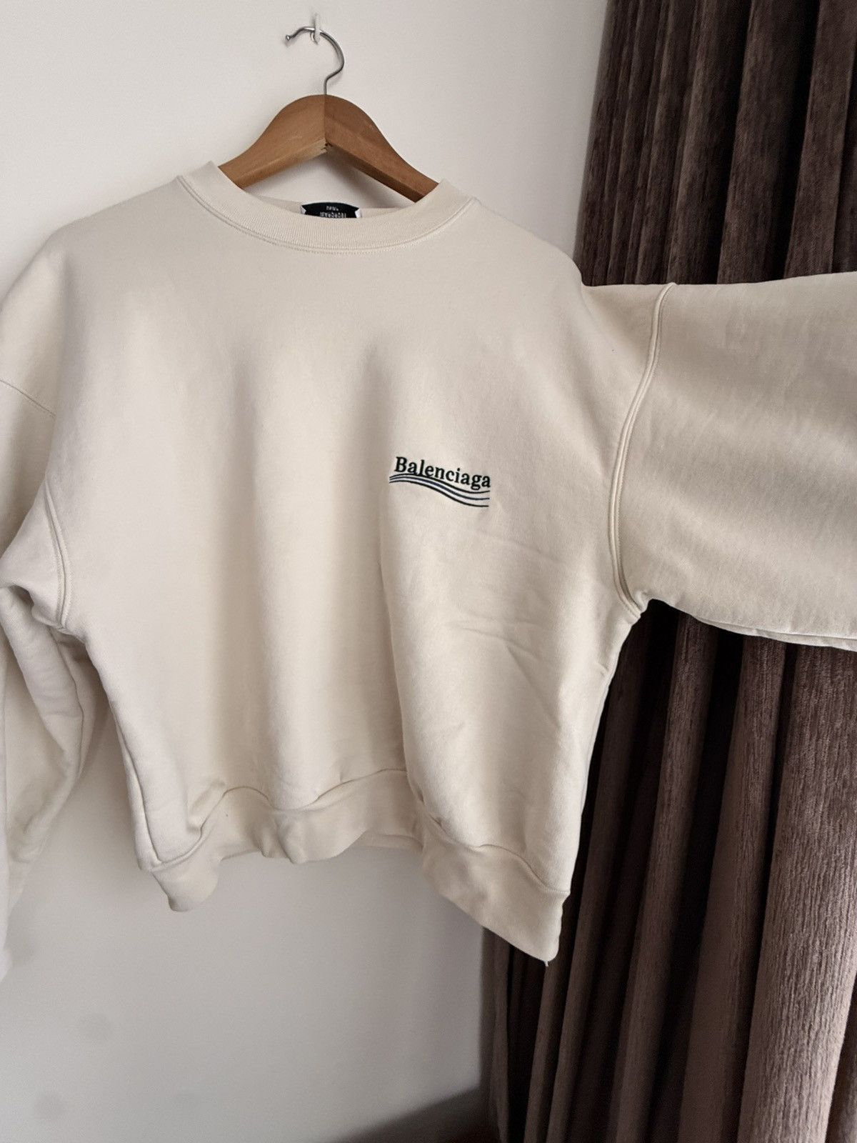 Balenciaga Balenciaga Political Campaign Embroidered Sweatshirt – Cream Size US XS / EU 42 / 0 - 3 Thumbnail