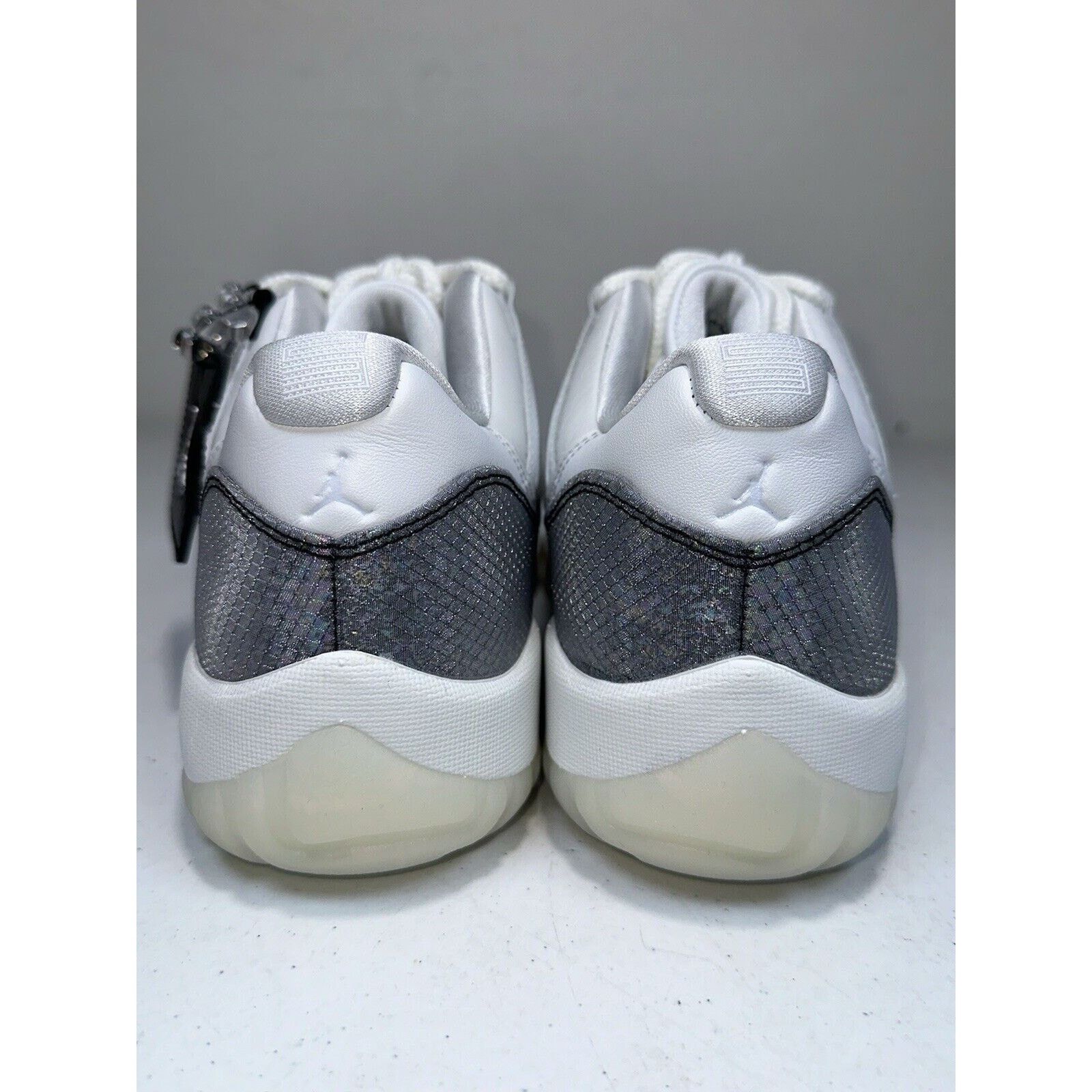 Nike Air Jordan 11 'CNY Year of Snake' Size 9.5 HQ7000-001 Size US 9.5 / EU 42-43 - 4 Thumbnail