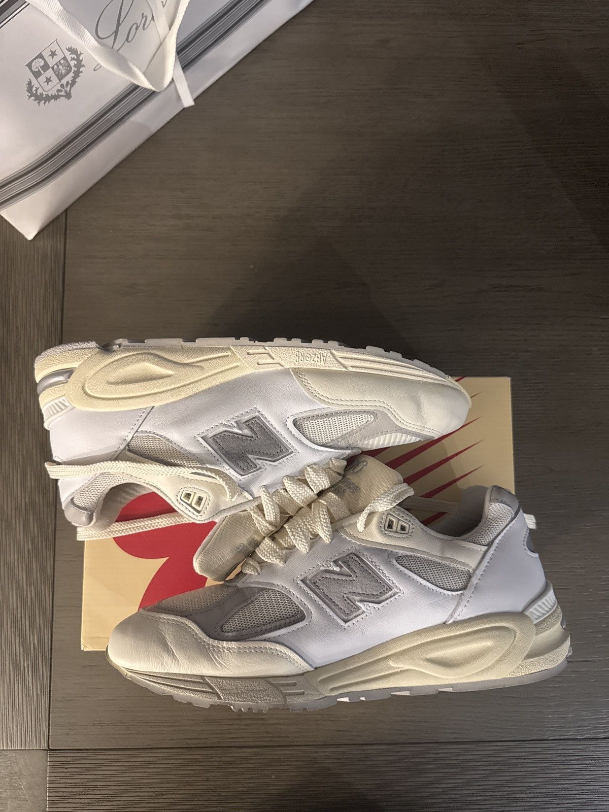 Aime Leon Dore × New Balance New Balance Aime Leon Dore Teddy Santis 990v2 Size US 10 / EU 43 - 4 Thumbnail