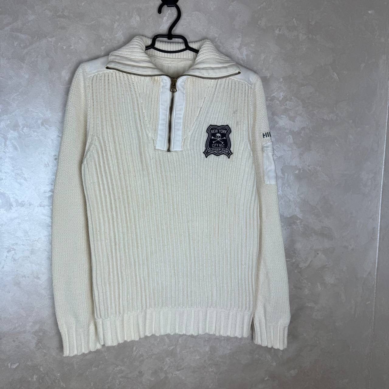 Tommy Hilfiger Vintage Tommy Hilfiger Sweater Size US L / EU 52-54 / 3 - 1 Thumbnail