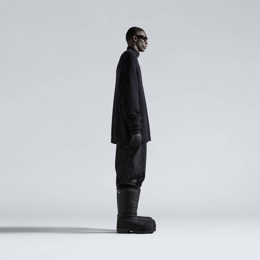 Balenciaga o1la1rc1a0226 Half Zip High Neck Sweater In Black Size US S / EU 44-46 / 1 - 5 Thumbnail
