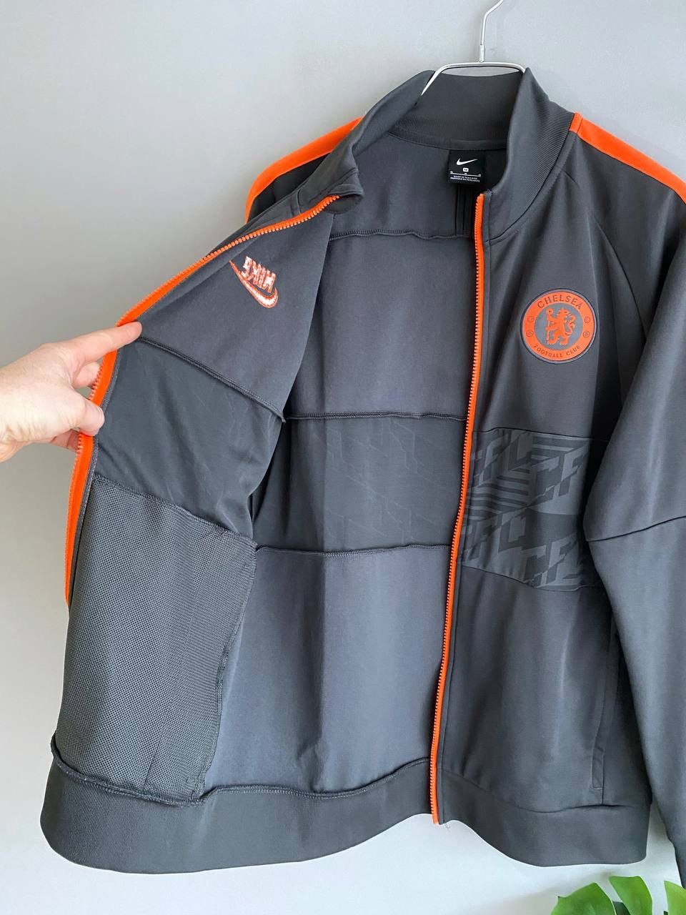 Nike Chelsea FC I96 2019/20 Football Soccer Track Jacket, Size M Size US M / EU 48-50 / 2 - 10 Thumbnail