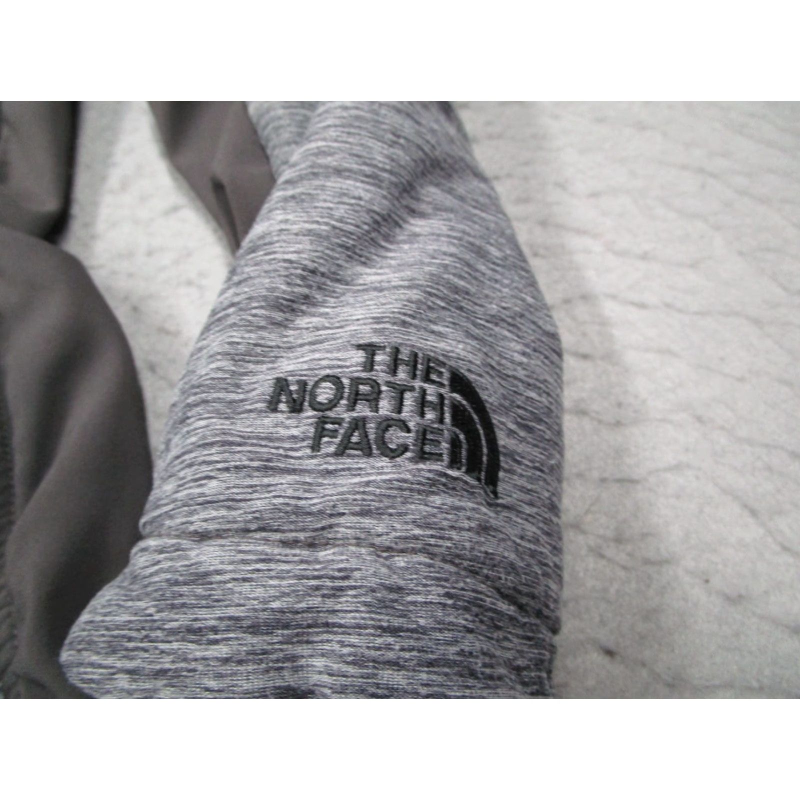The North Face The North Face Jacket Women Small Gray Full Zip Fleece Outdoor Hike Gorpcore Size S / US 4 / IT 40 - 3 Thumbnail