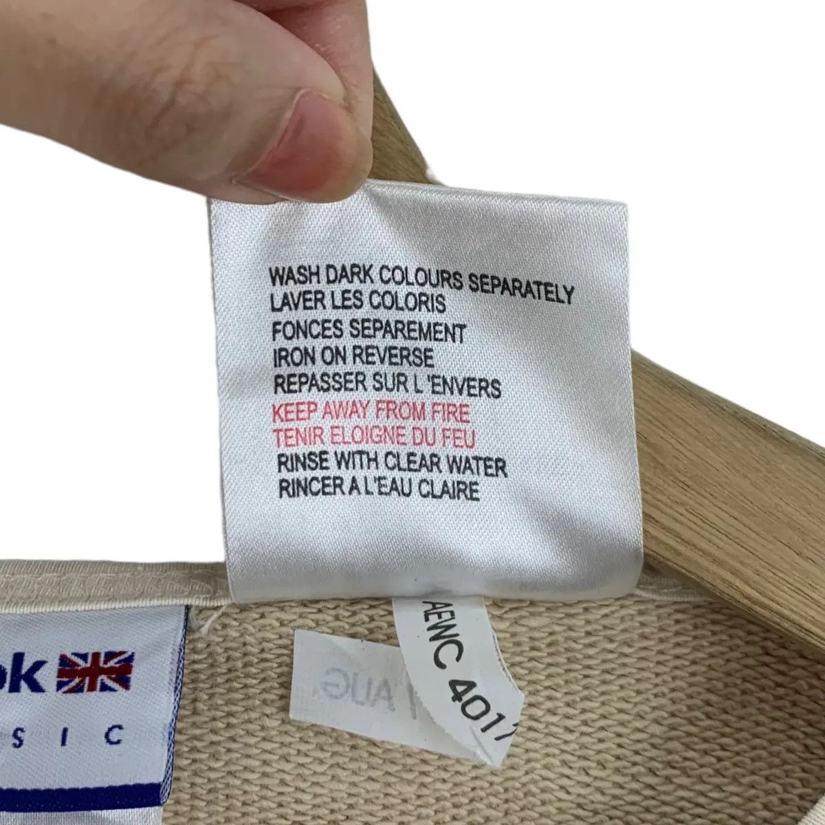Reebok Vintage REEBOK CLASSIC Great Britain Flag Embroidered Size L / US 10 / IT 46 - 4 Thumbnail