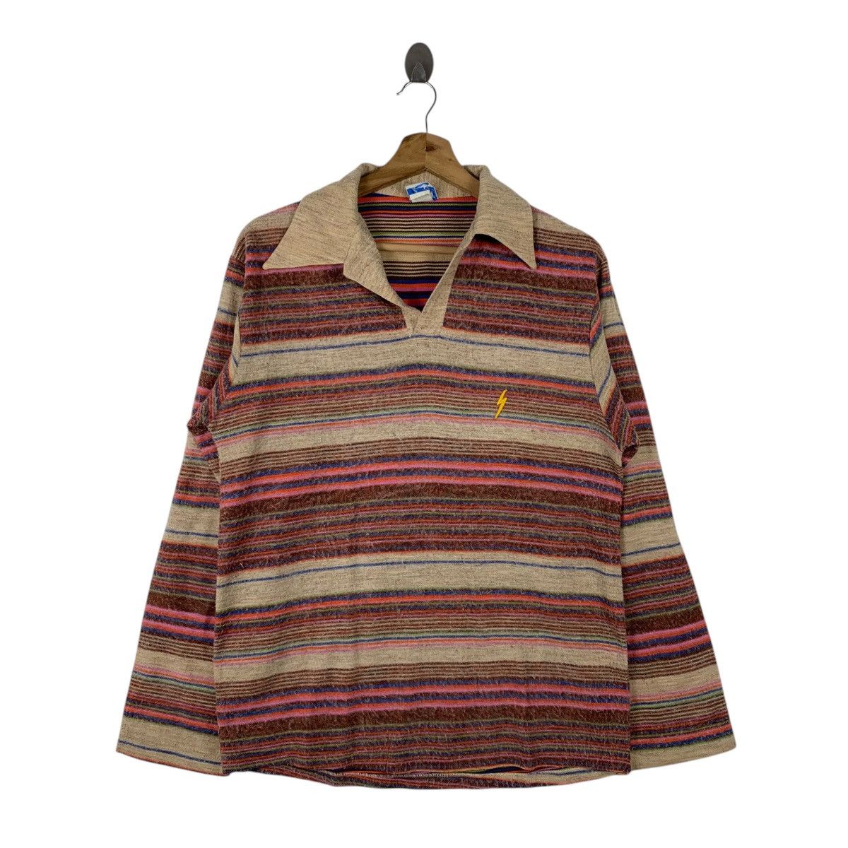 Lightning Bolt × Vintage Vintage LIGHTNING BOLT Usa Sportswear Retro Design Shirts Size L / US 10 / IT 46 - 1 Thumbnail
