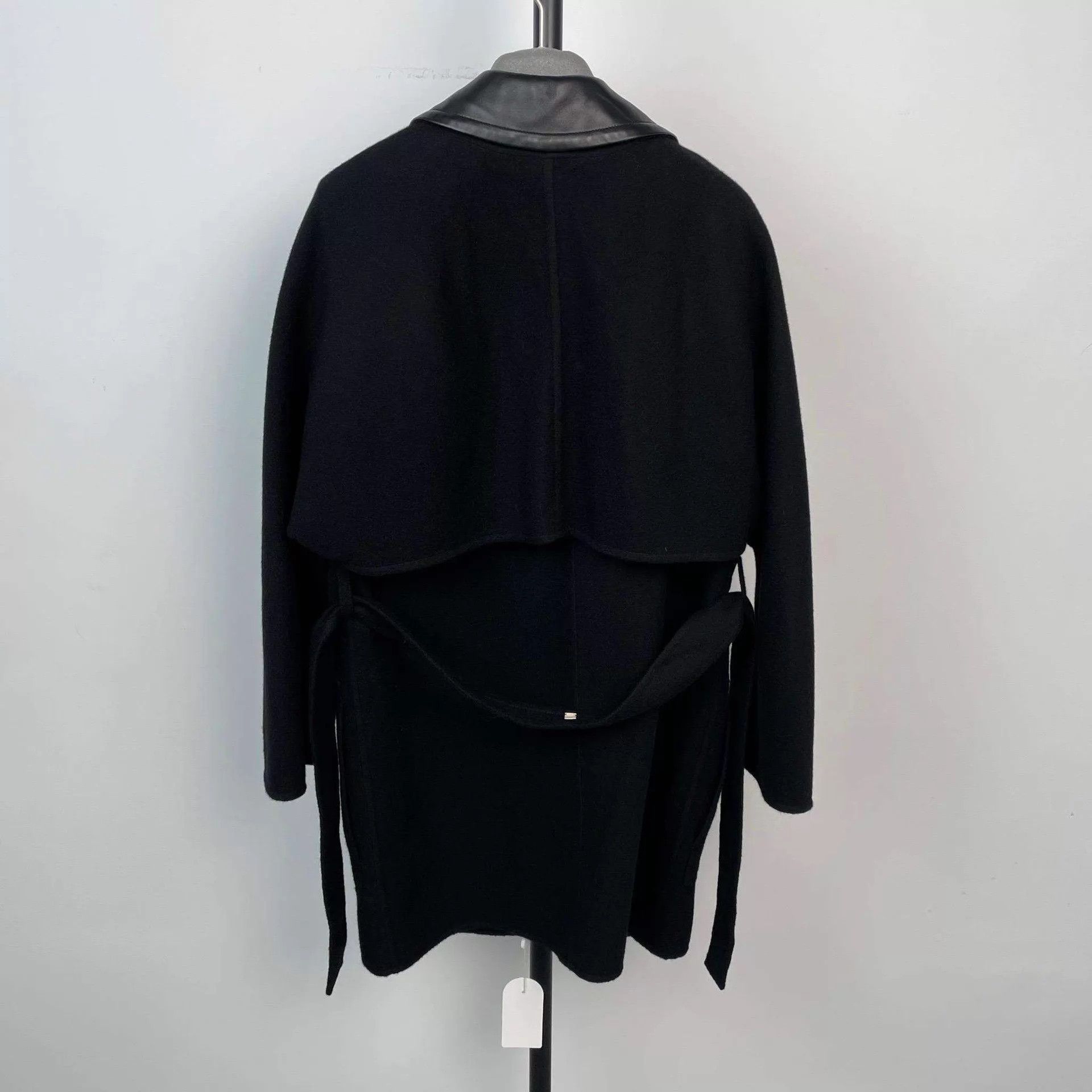 Hermes Hermes cashmere leather collar coat black size 34 Size XS / US 0-2 / IT 36-38 - 2 Thumbnail