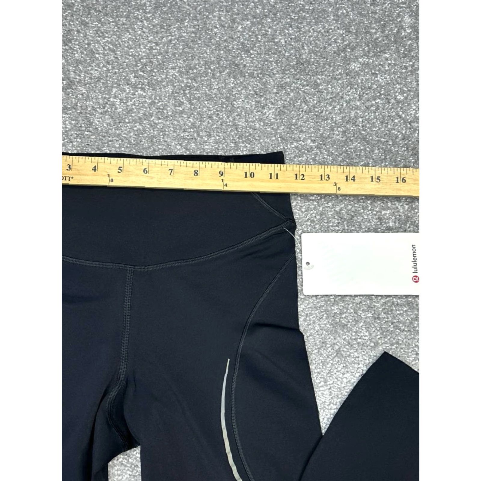 Lululemon Lululemon Base Pace HR Crop 23" Reflective Leggings Womens 4 Black New Size 27" / US 4 / IT 40 - 6 Thumbnail