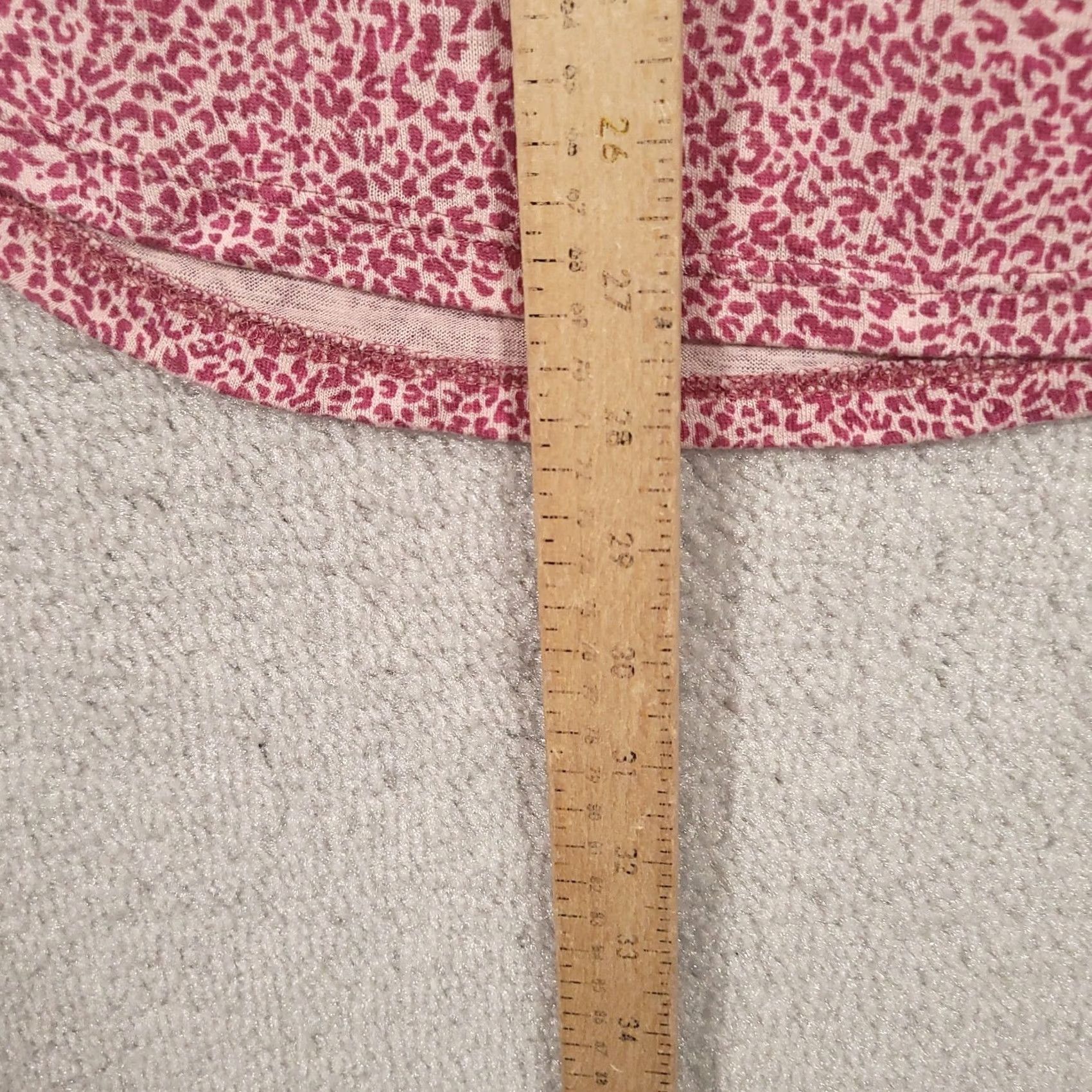 Athleta Athleta Tank Top Womens Small Pink Cheetah Print Sleeveless Crew Neck Short Size S / US 4 / IT 40 - 6 Thumbnail